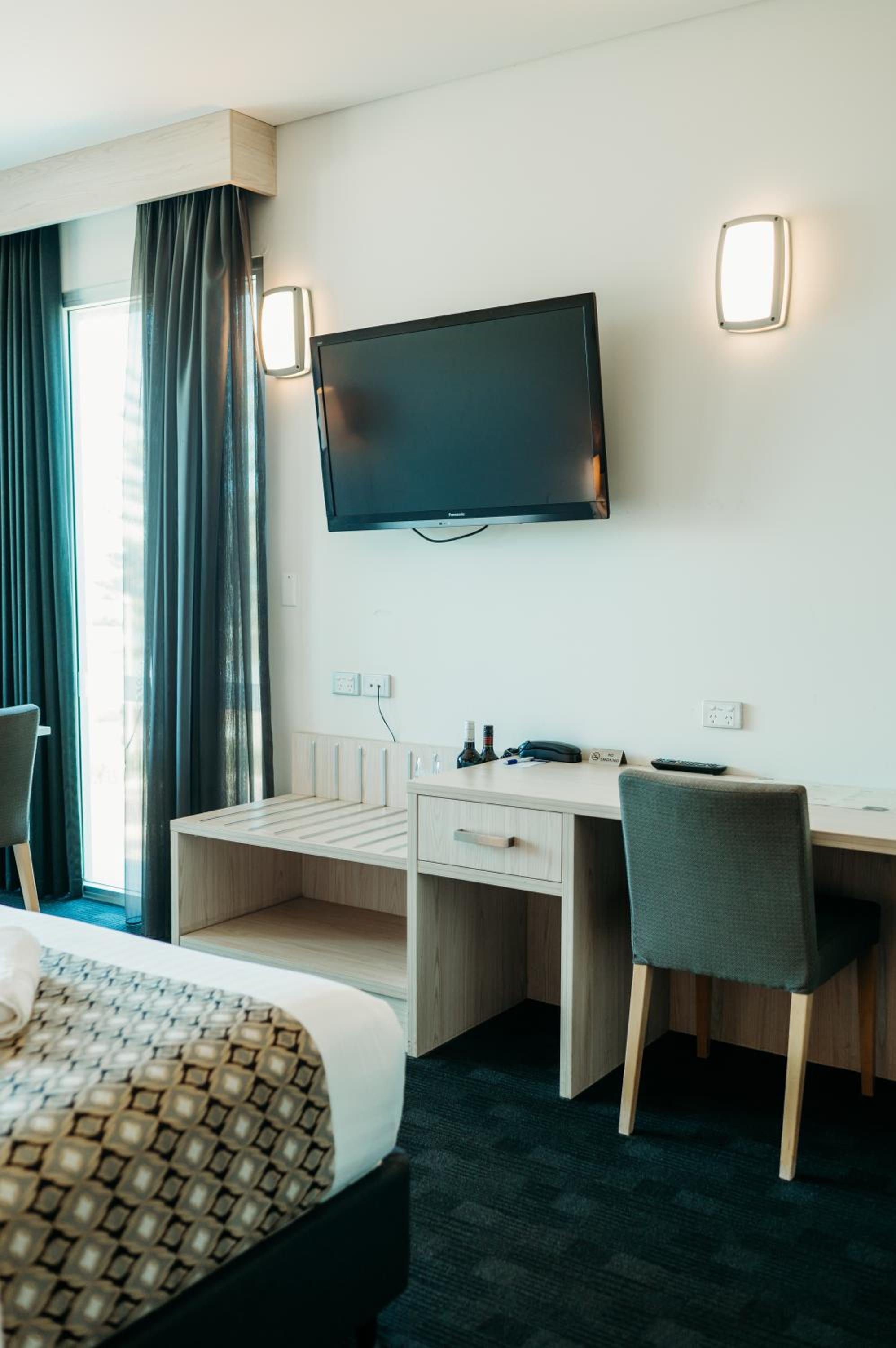 Executive Room with Spa Bath photo 3
