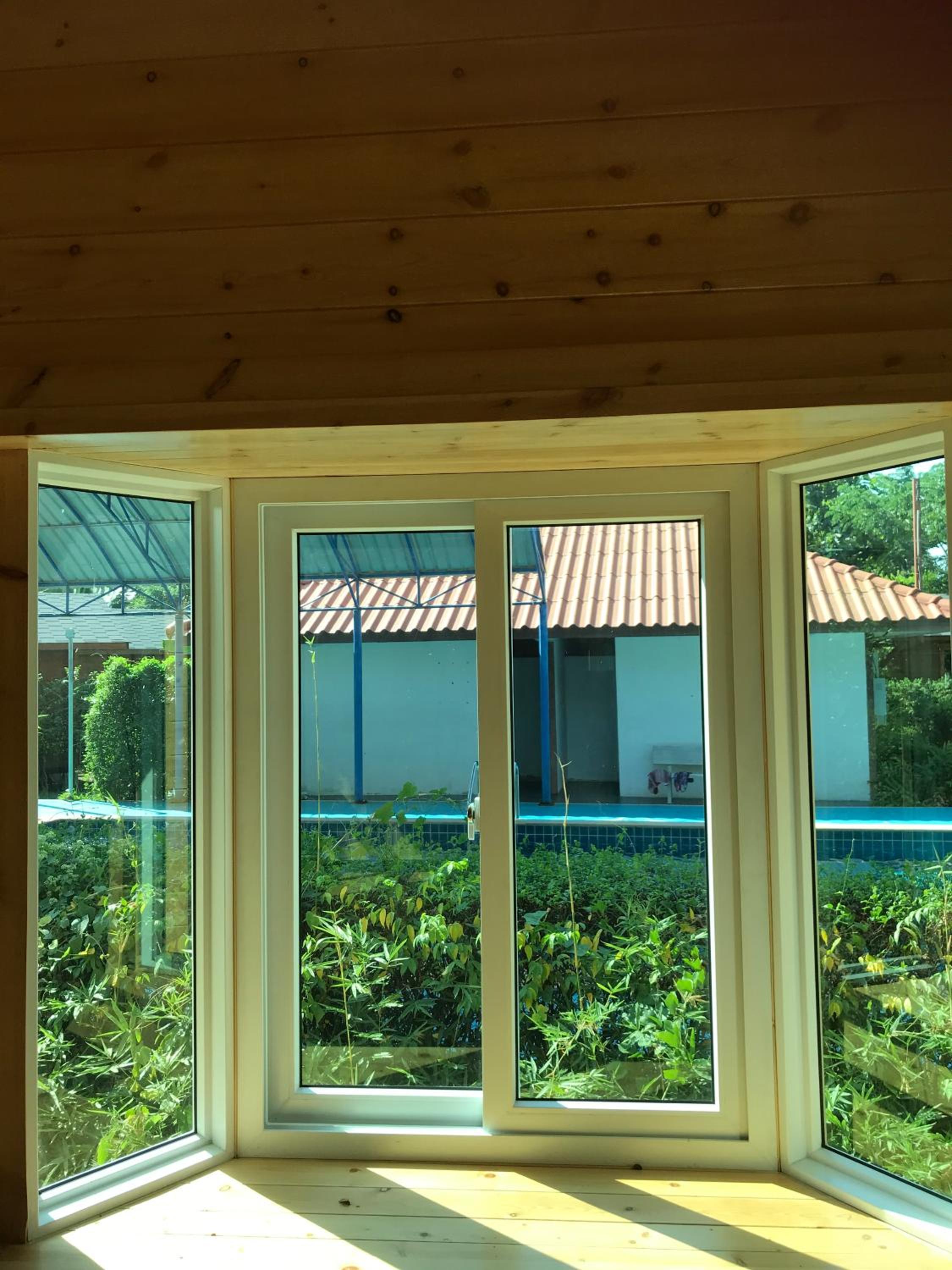 Bungalow with Patio photo 3