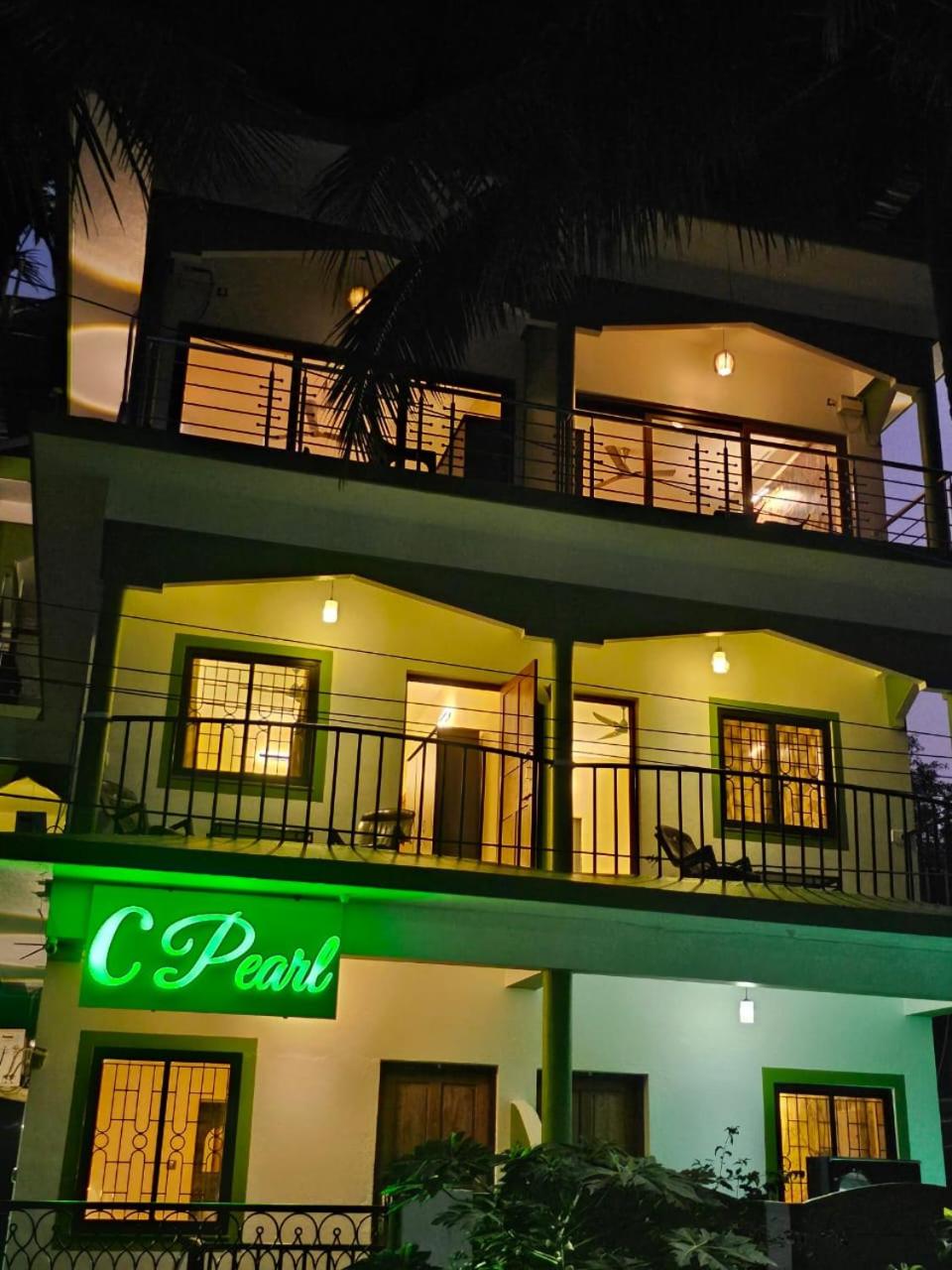 Double Room with Balcony photo 2