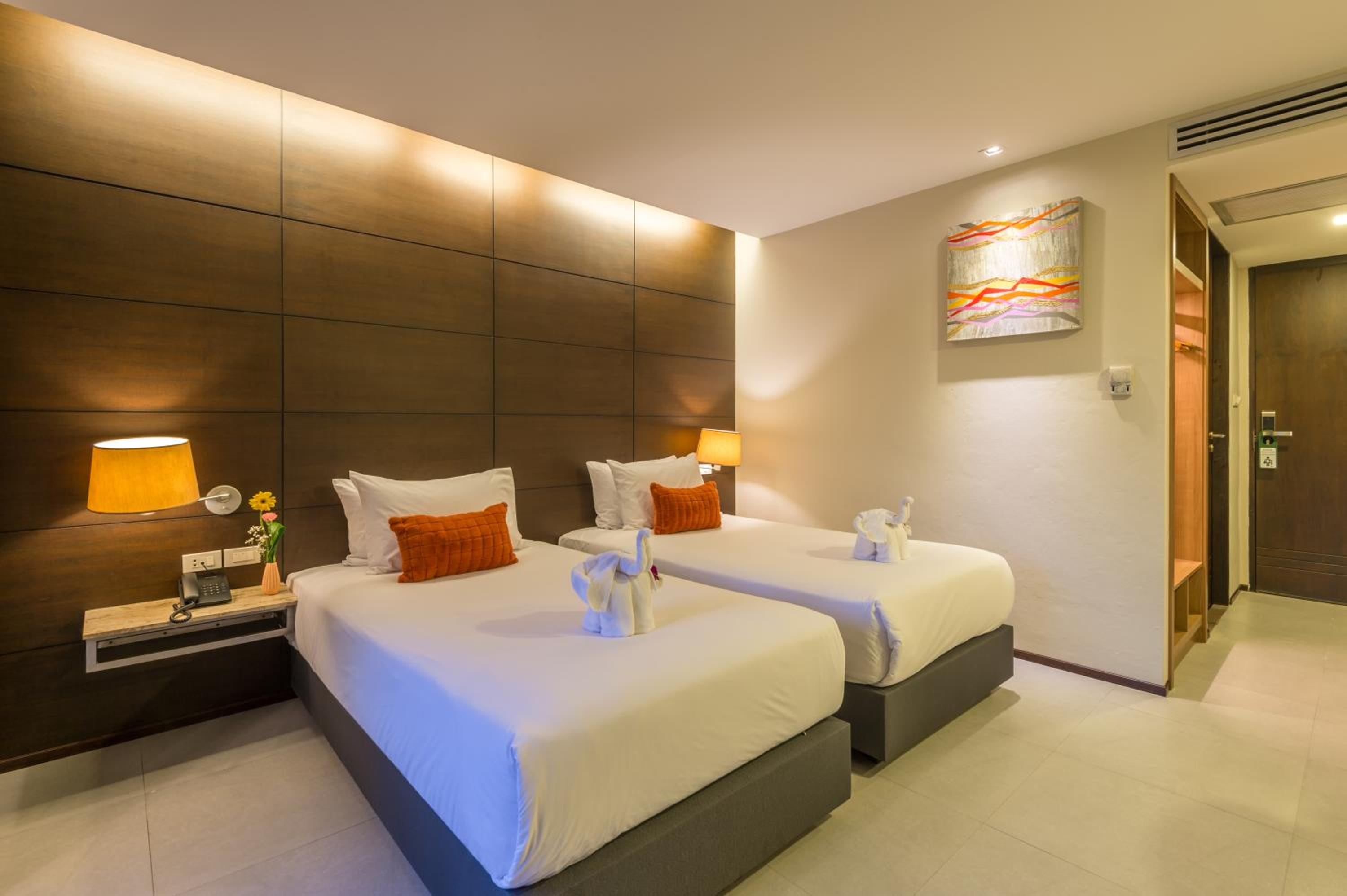 Superior Double or Twin Room - Photo 8