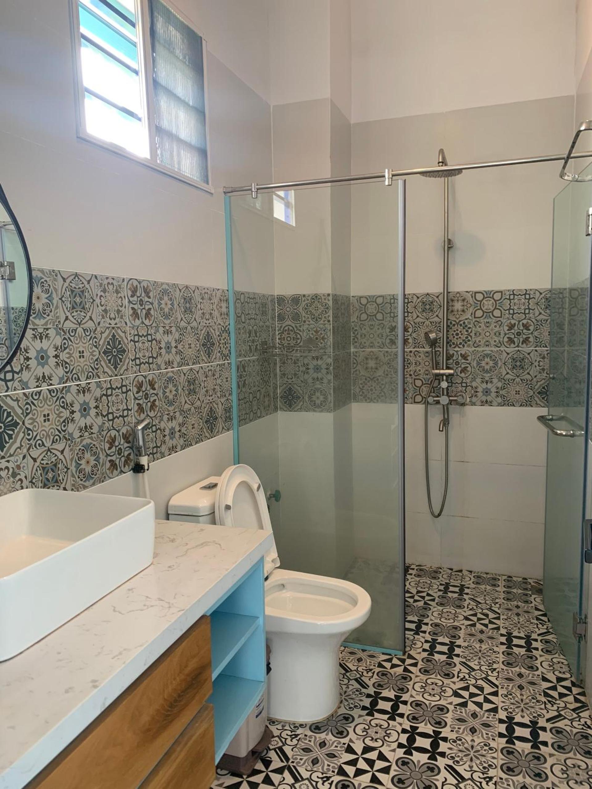 Deluxe Double Room with Balcony - Photo 3
