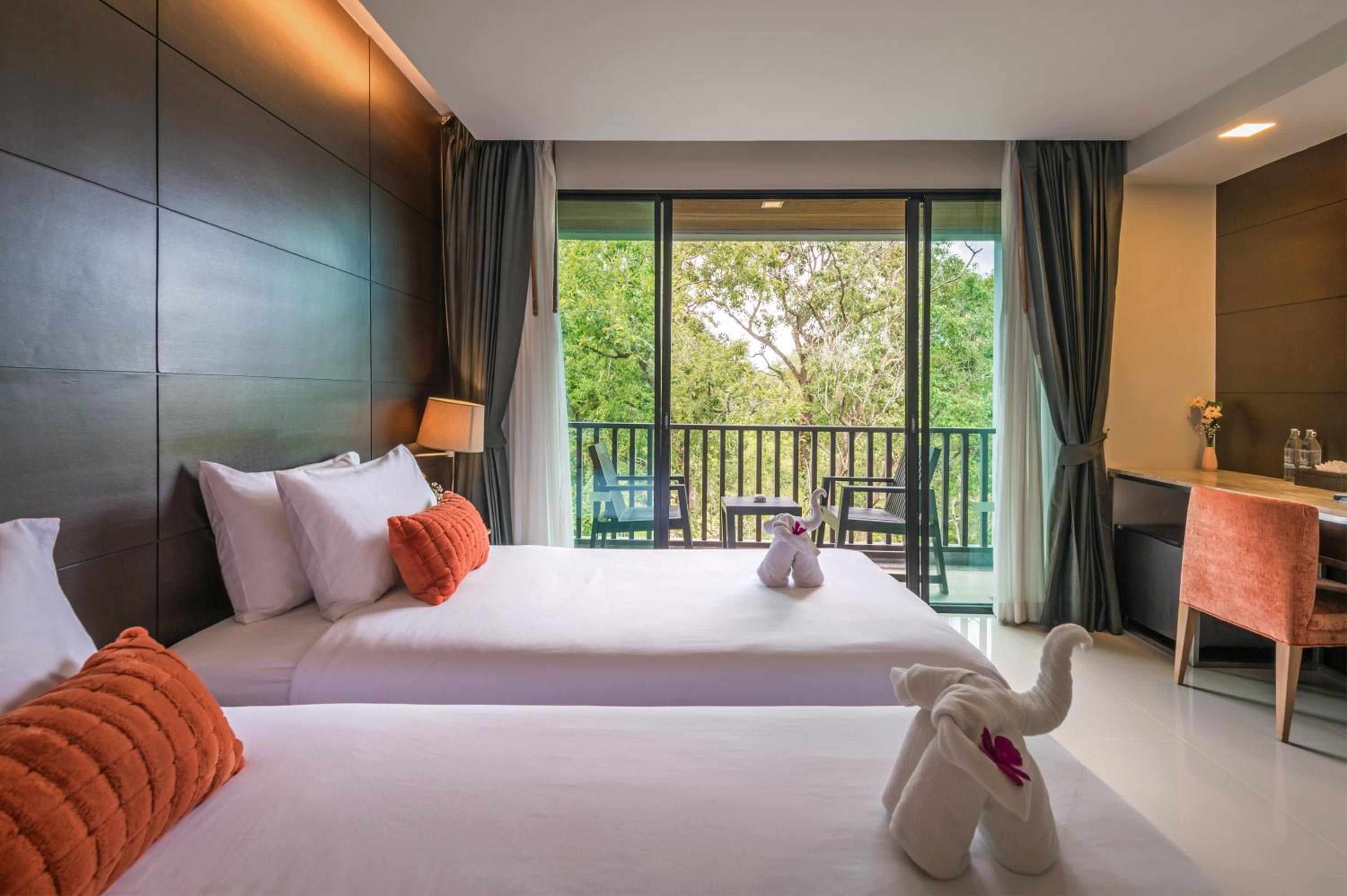 Deluxe Double or Twin Room with Garden View - Photo 3
