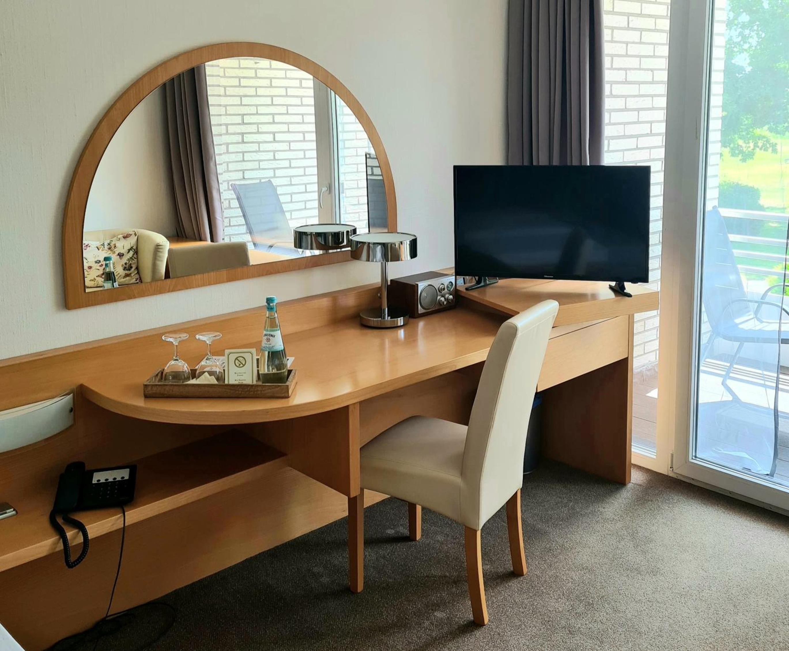 Comfort Double Room with Balcony - Photo 3