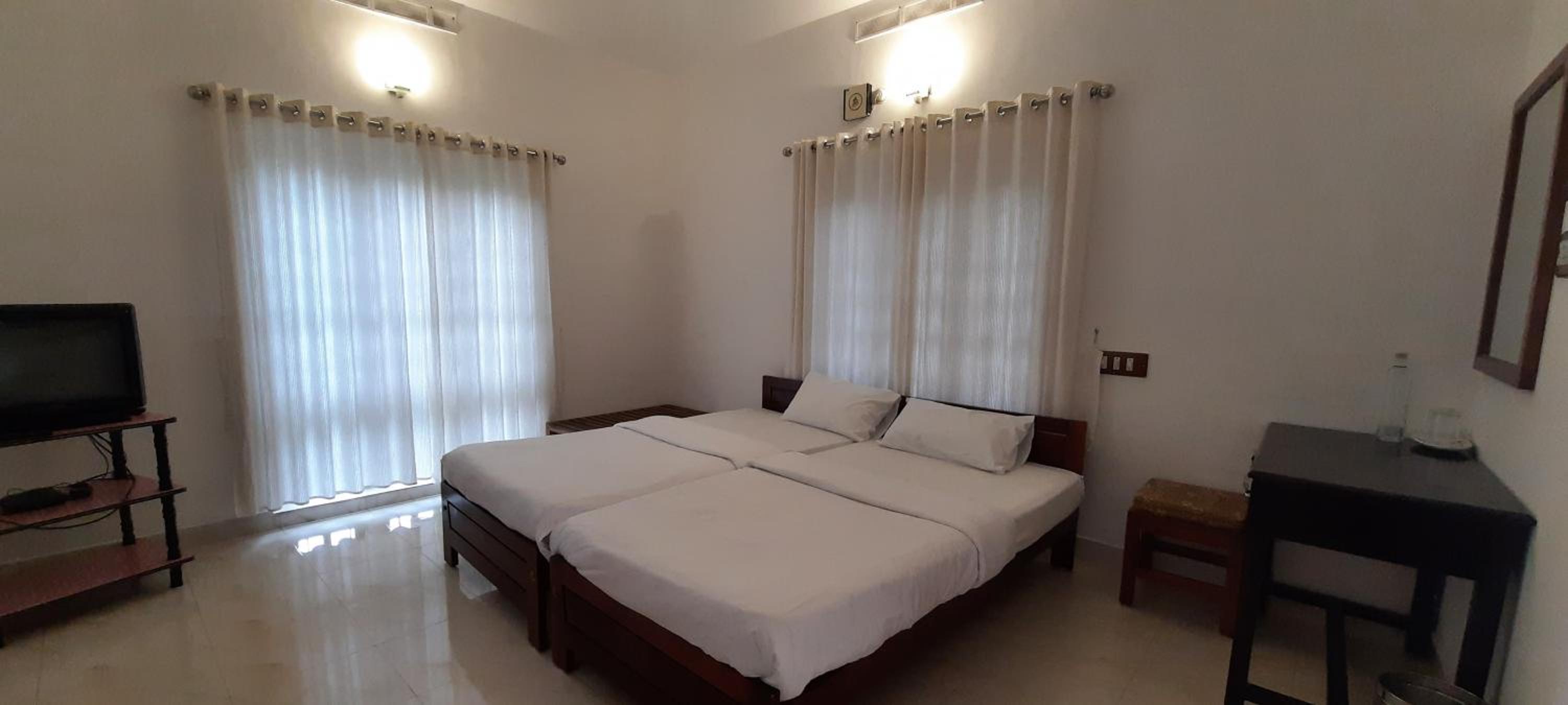 Deluxe Double Room - Photo 1
