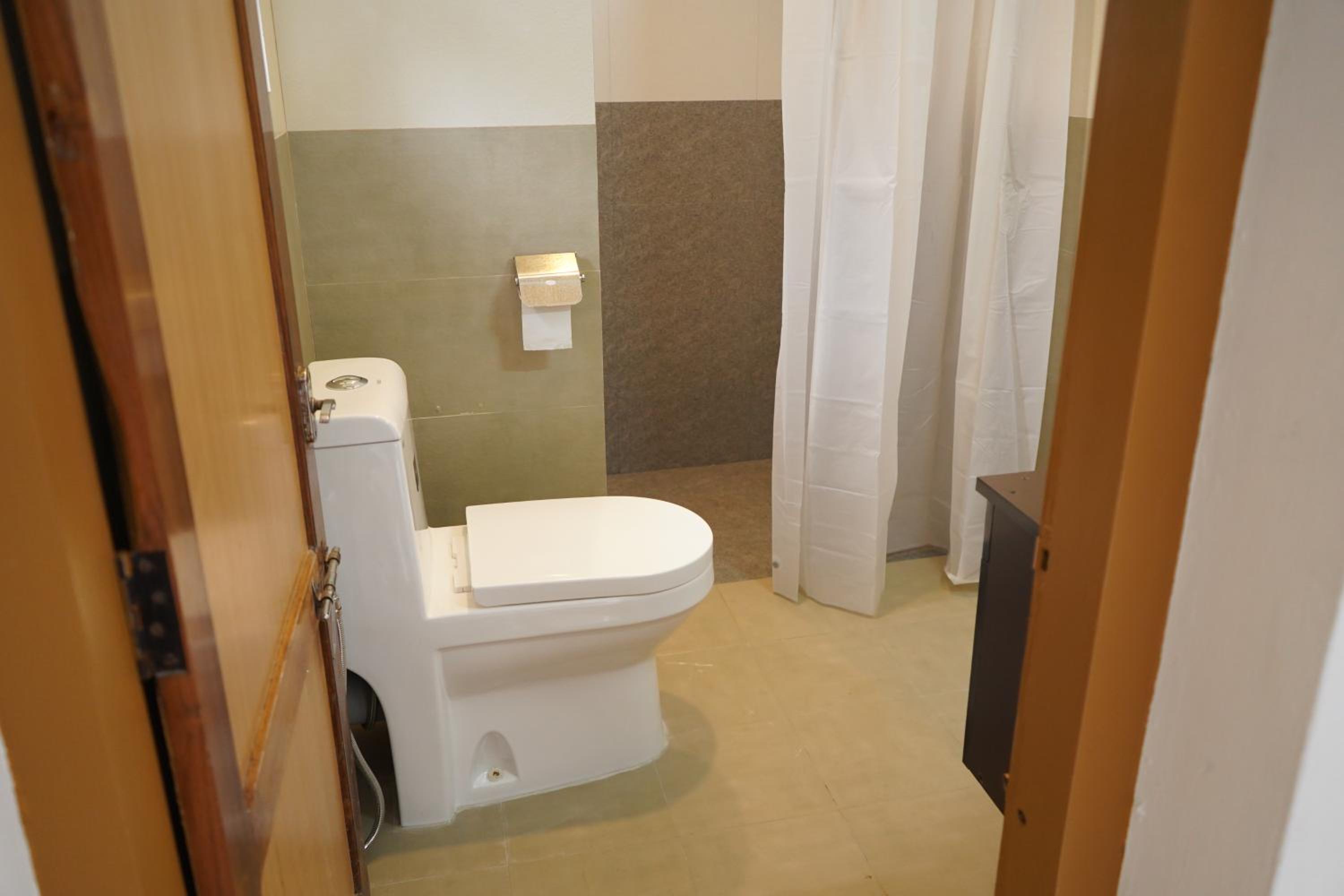 Deluxe Double Room - Photo 35