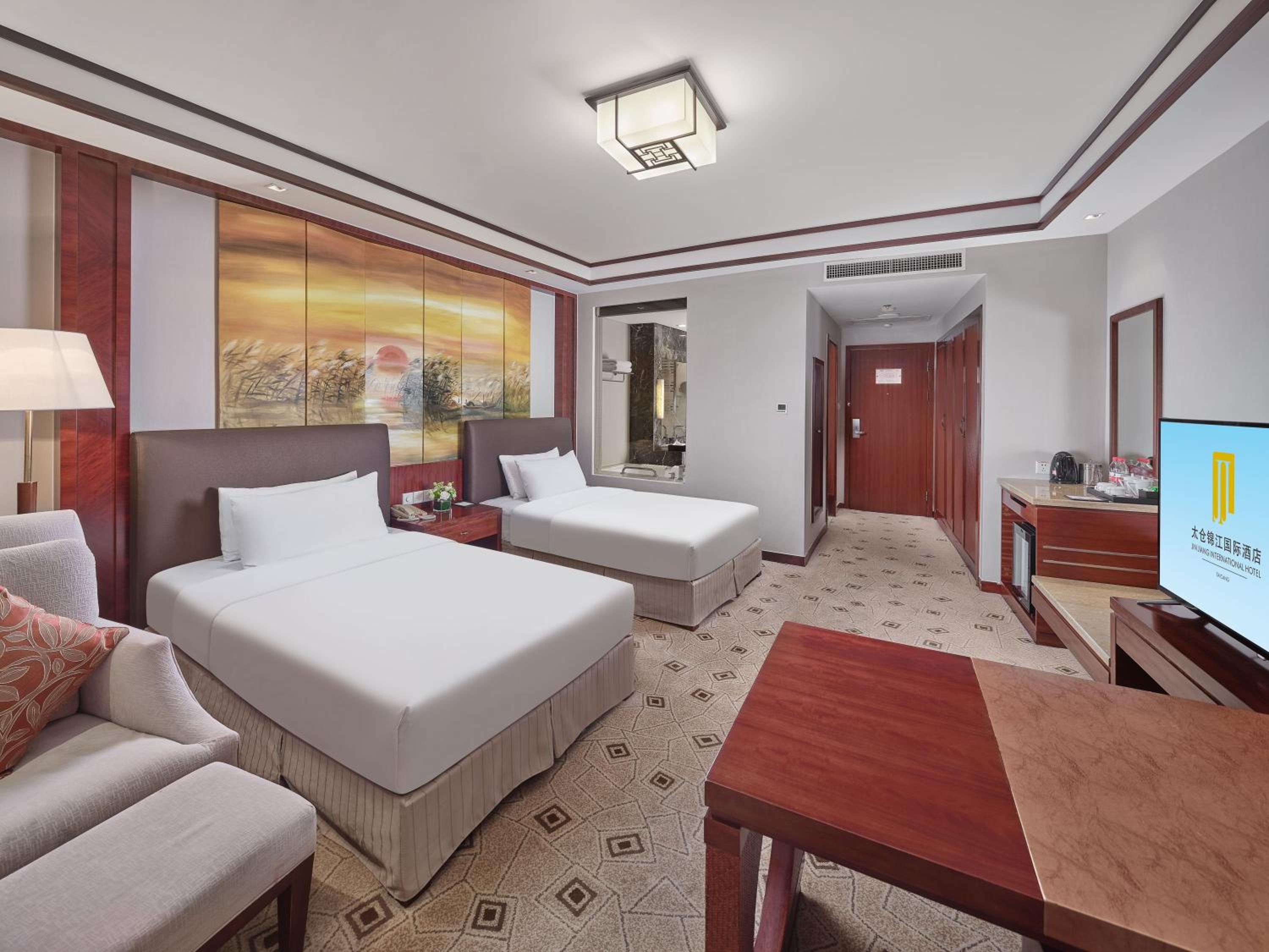 Deluxe Twin Room - Photo 1