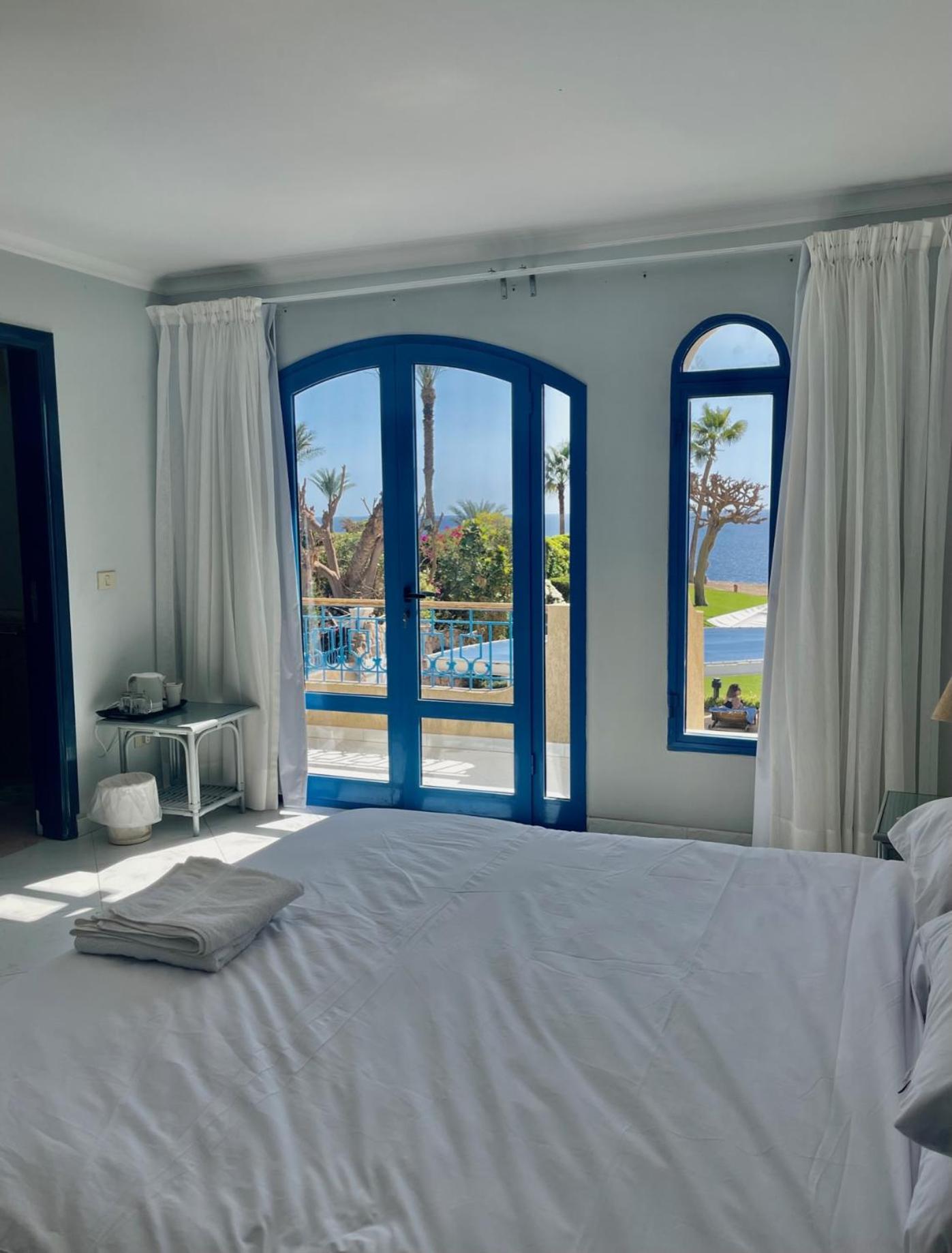 Deluxe Double Room with Balcony and Sea View photo 1