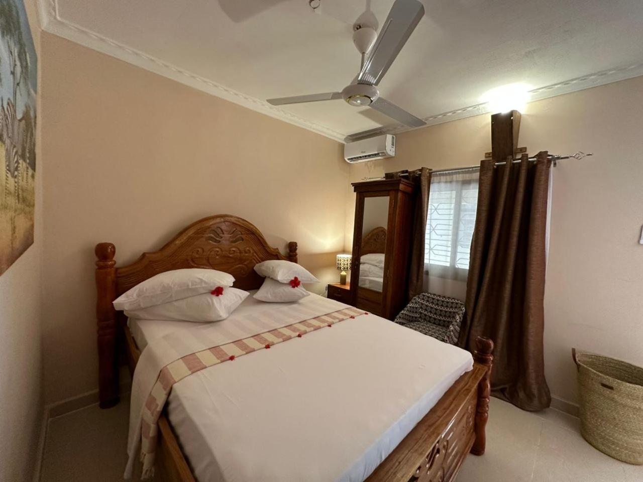 Budget Double Room photo 2