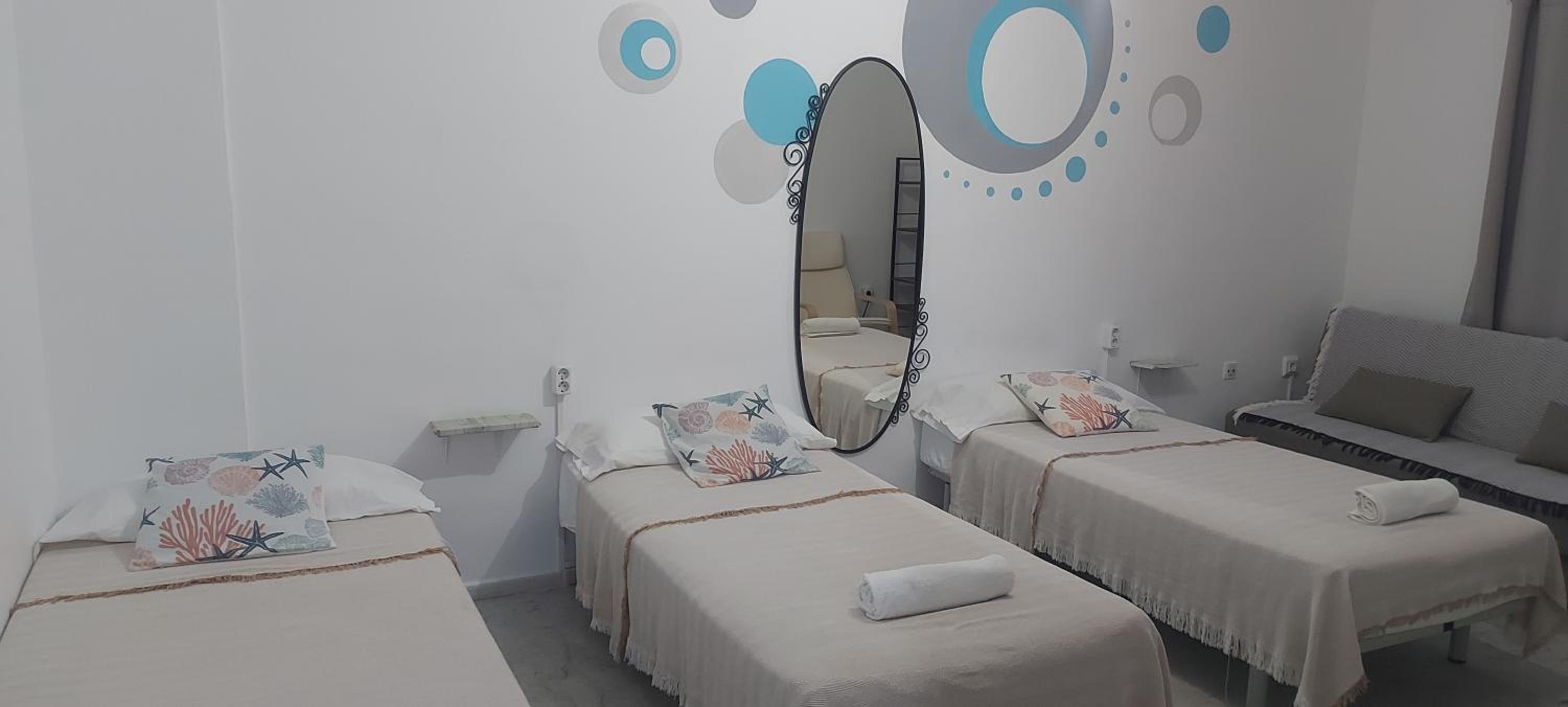 Standard Triple Room photo 2