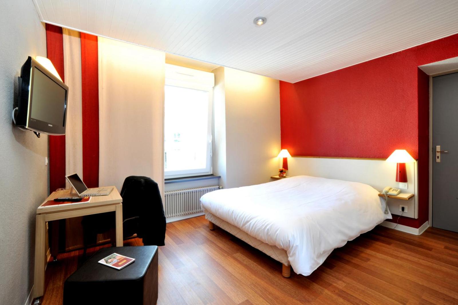 Double Room - Photo 4