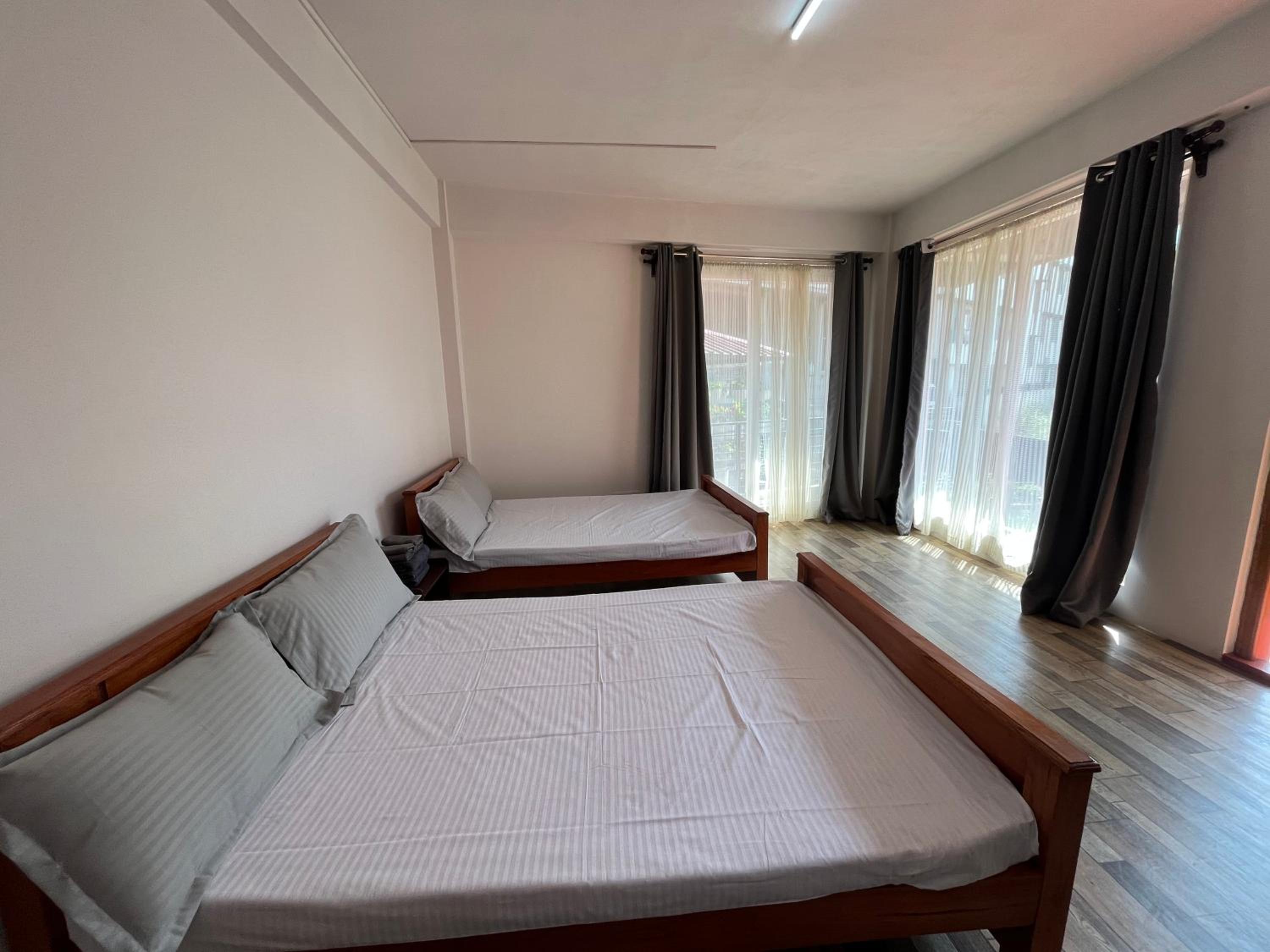 Double Or Twin Room With Shared Bathroom photo 3