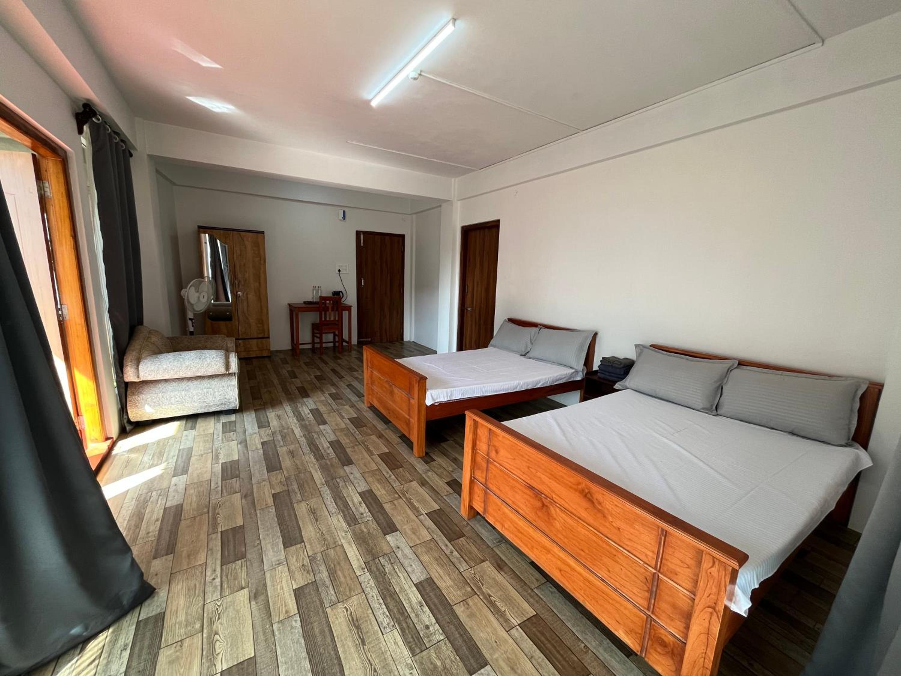 Double Or Twin Room With Shared Bathroom photo 2
