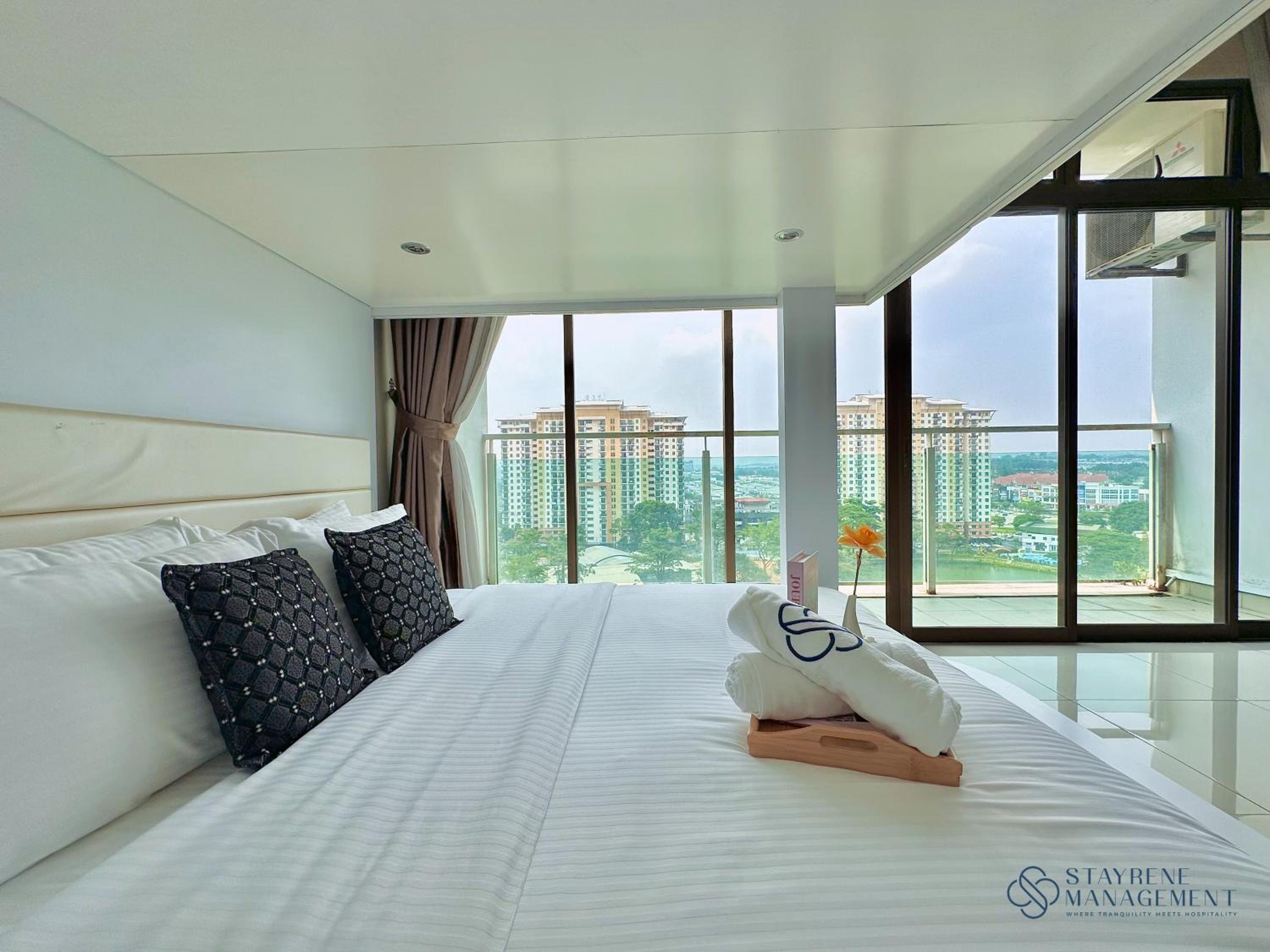 Studio with Lake View