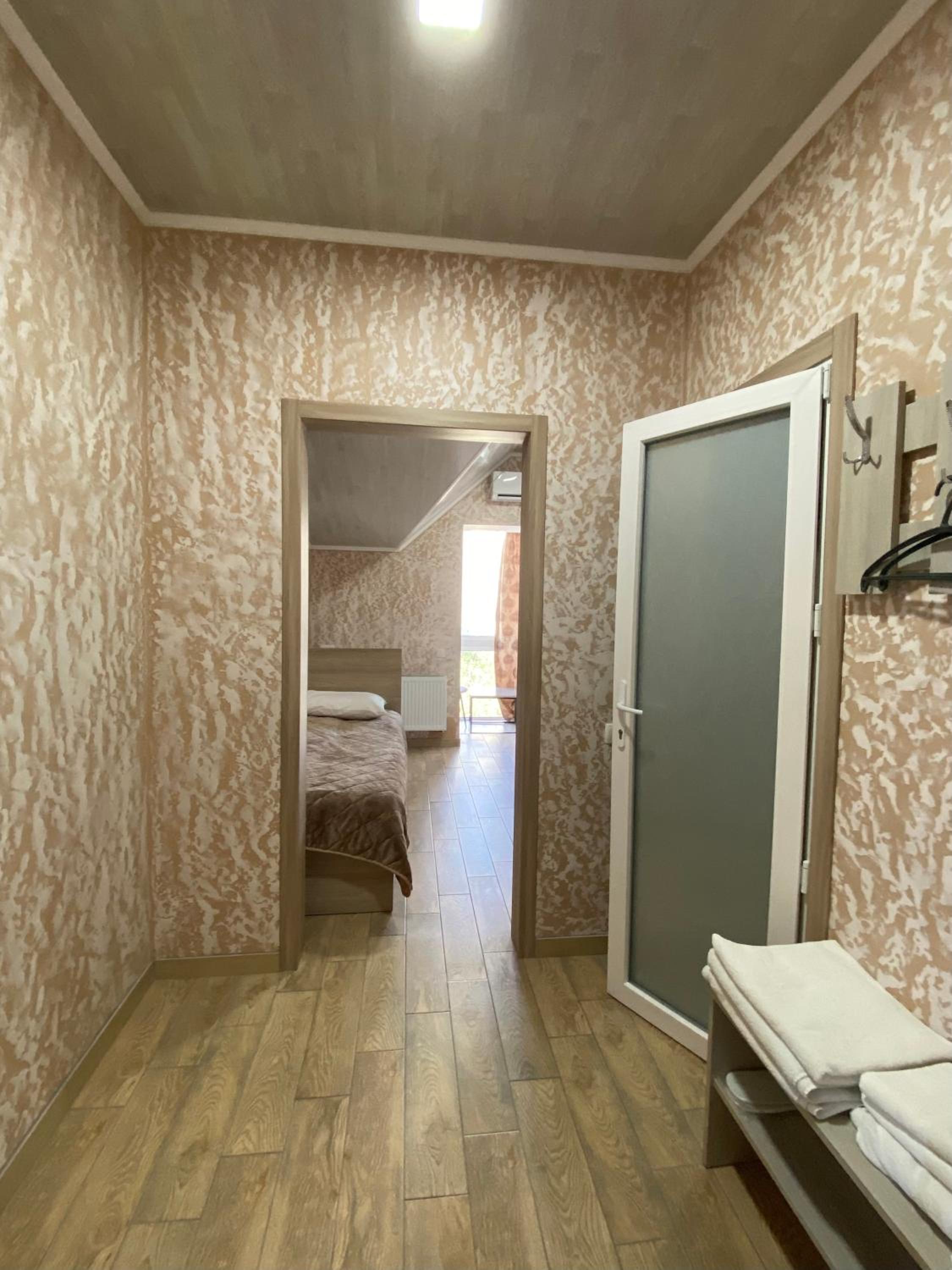Standard Triple Room photo 3
