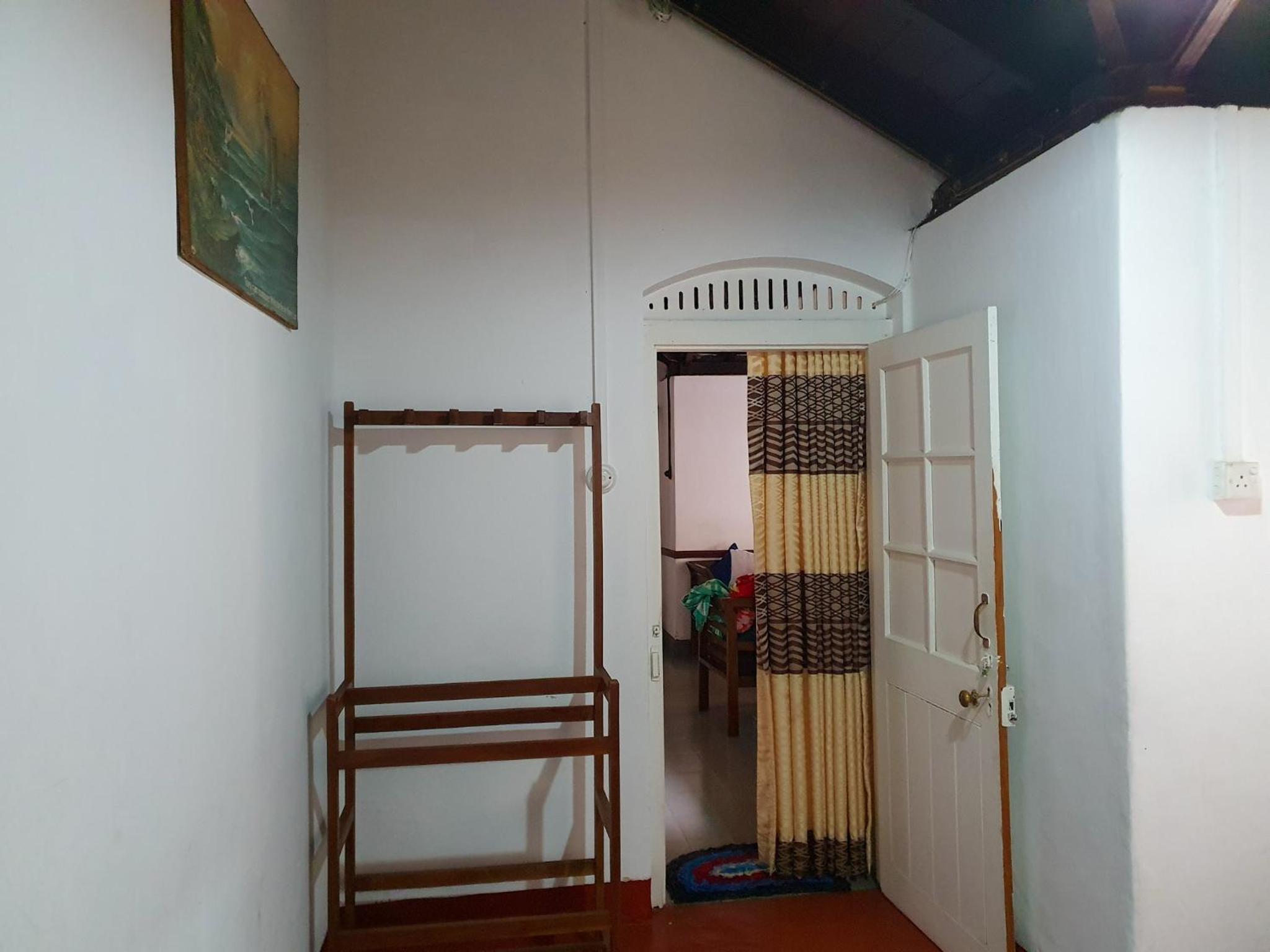 Family Room photo 3