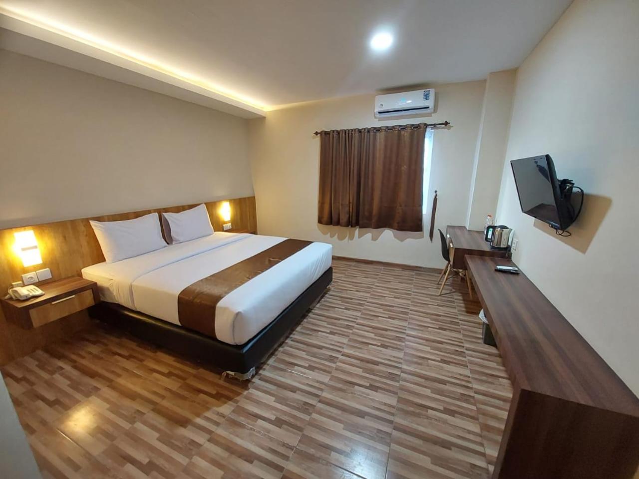 Superior King Room - Photo 2