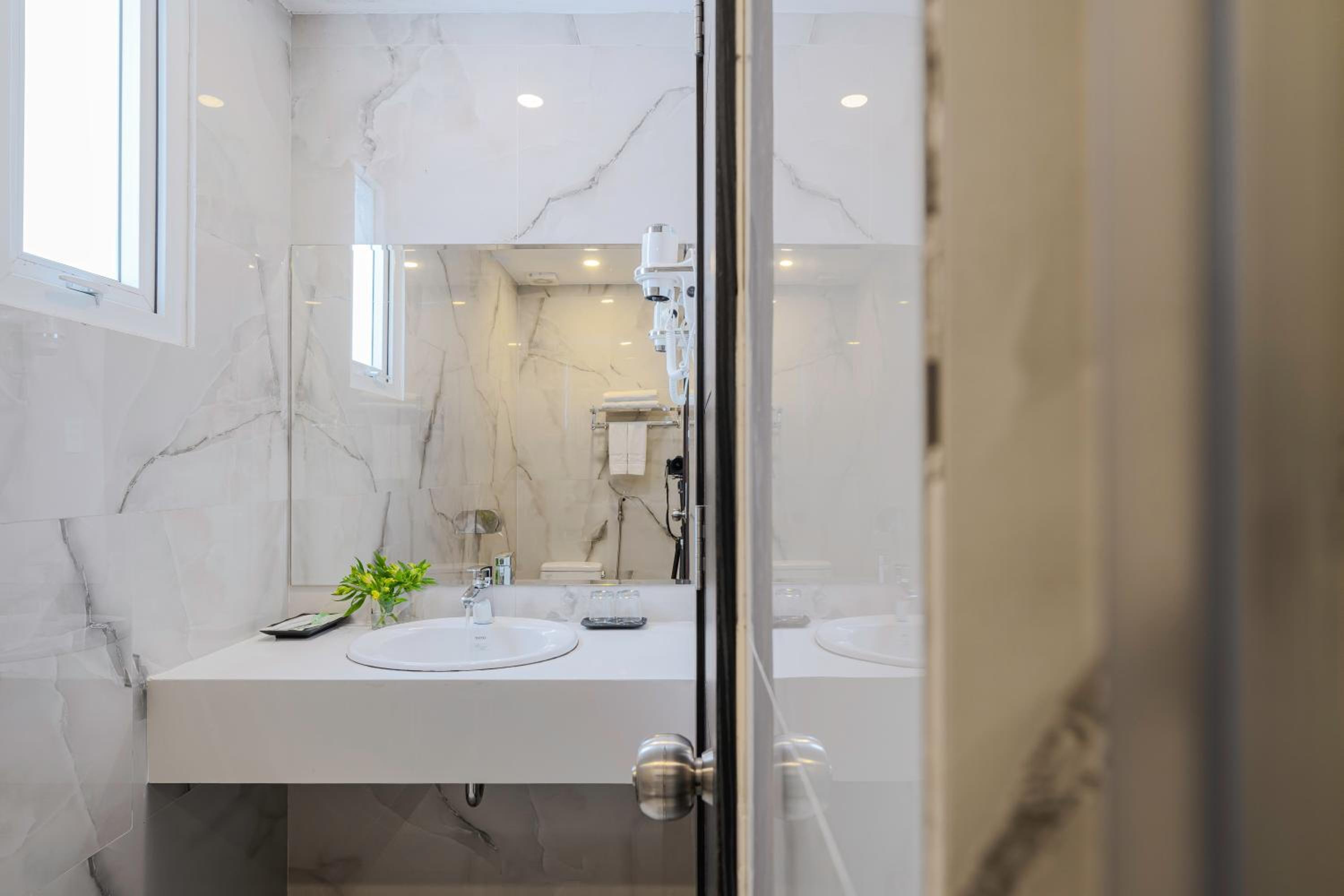 Superior Double Room - Photo 9