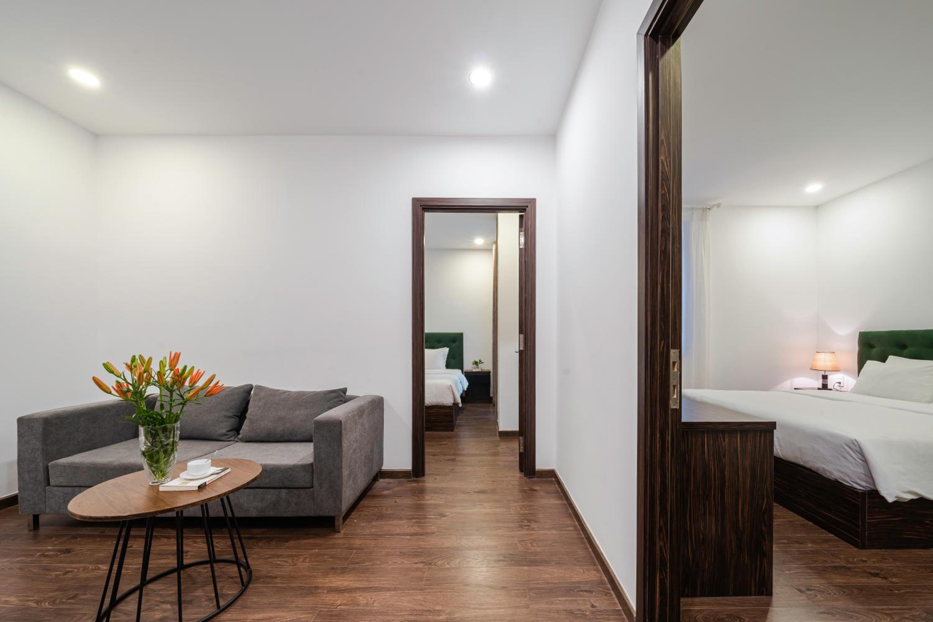 Two-Bedroom Suite - Photo 3