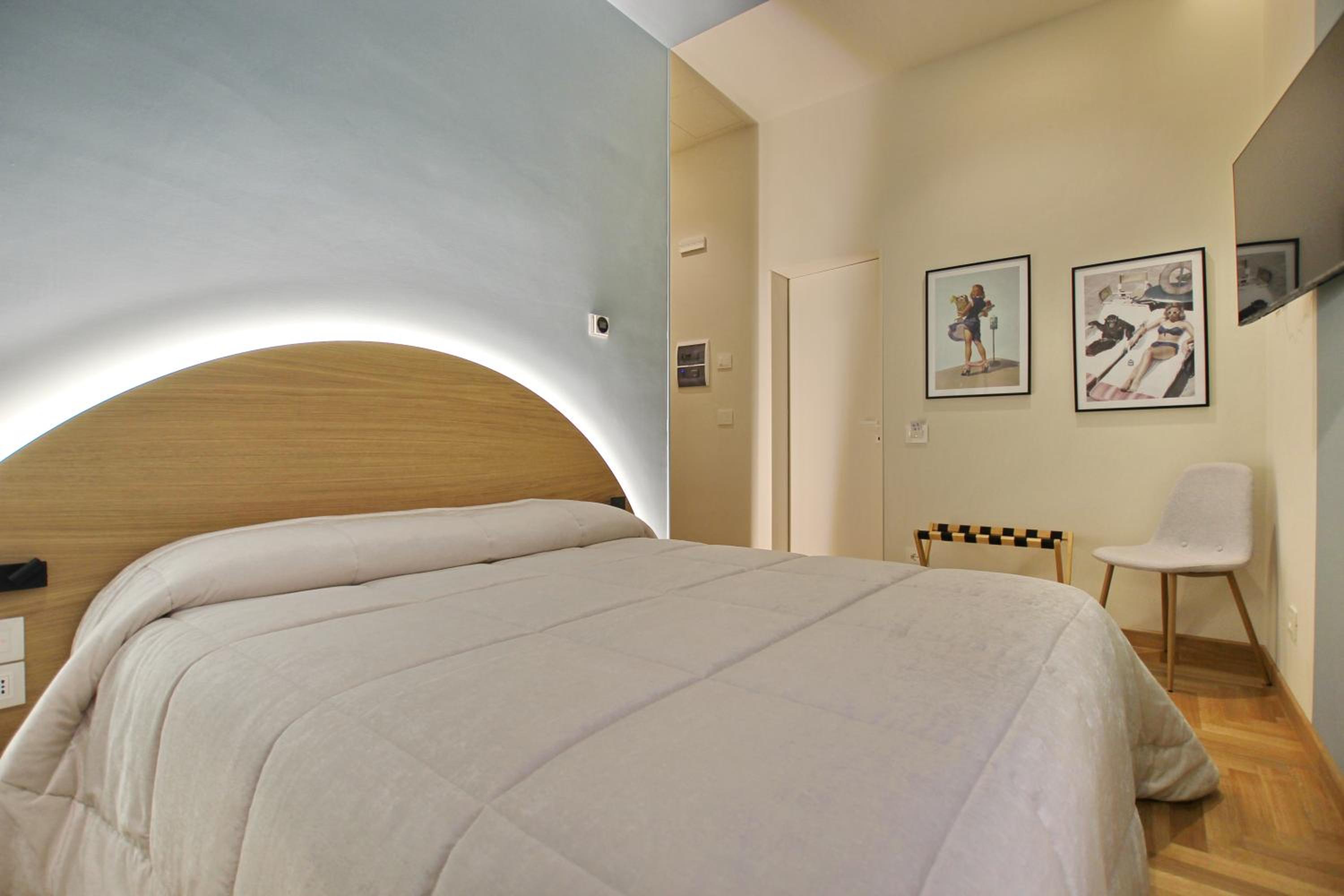 Double Room with Private Bathroom photo 3