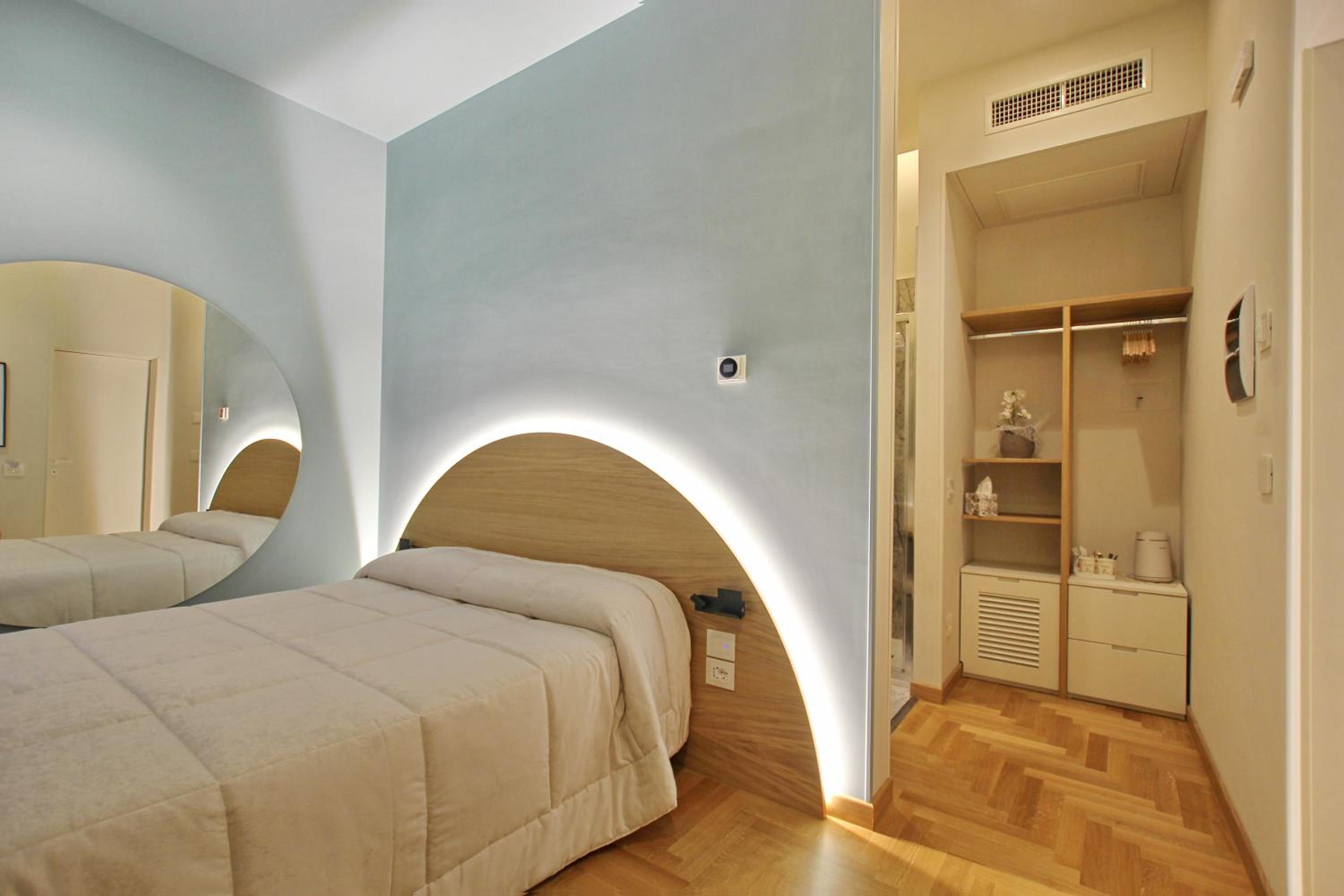 Double Room with Private Bathroom photo 2
