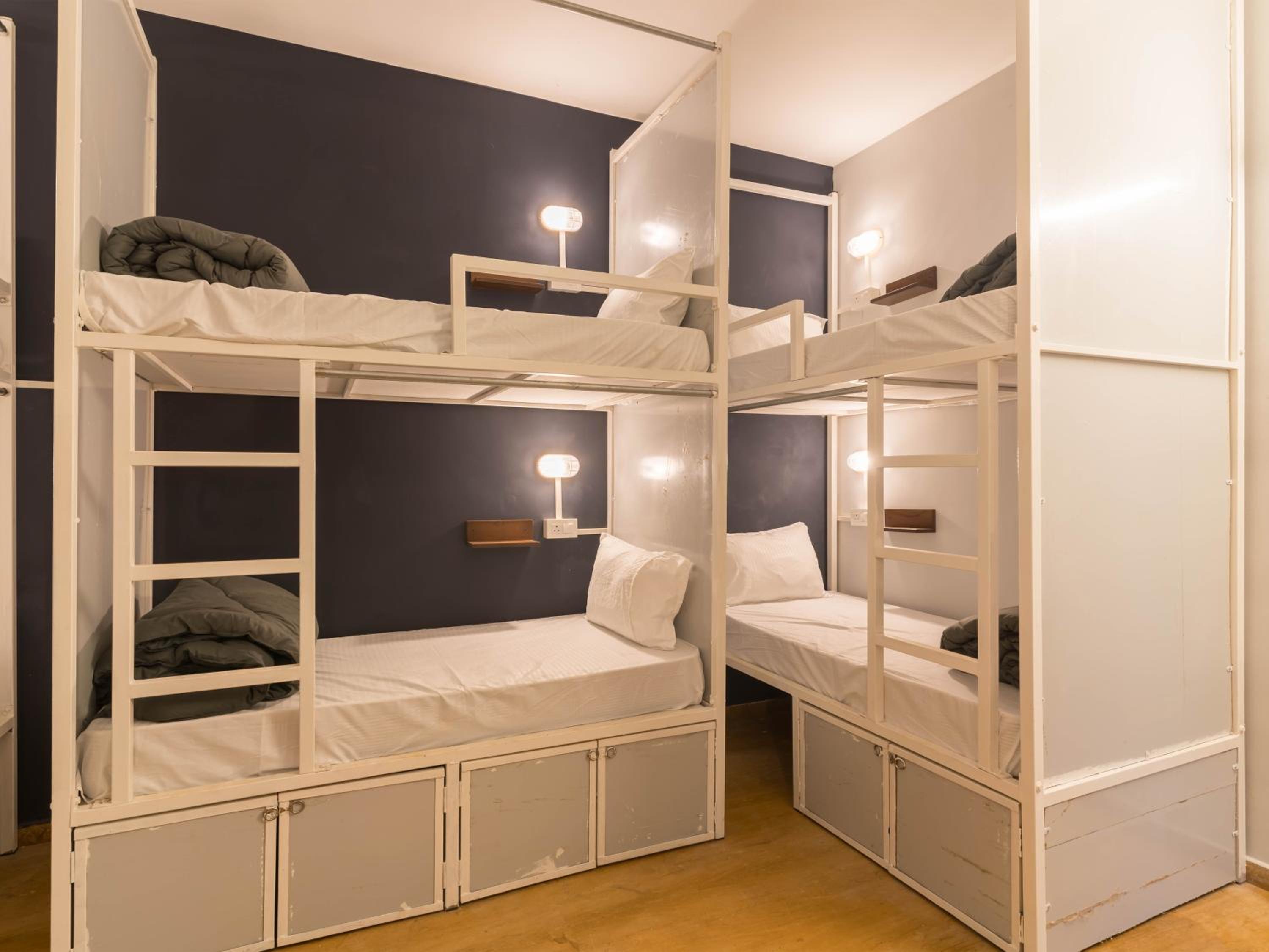 Bed in Superior 10Bed Mixed Ensuite photo 1