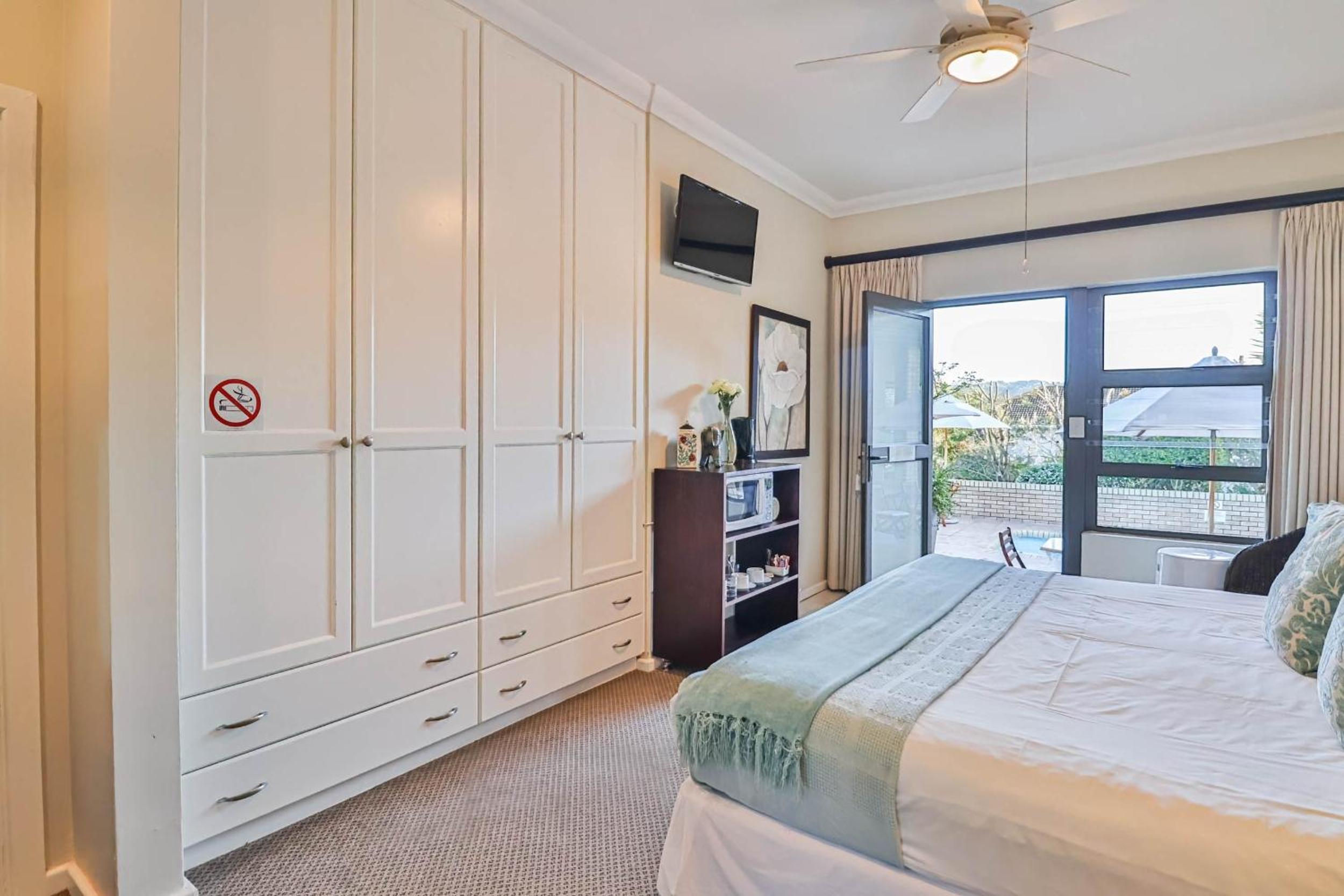 Double Room with Garden View photo 2