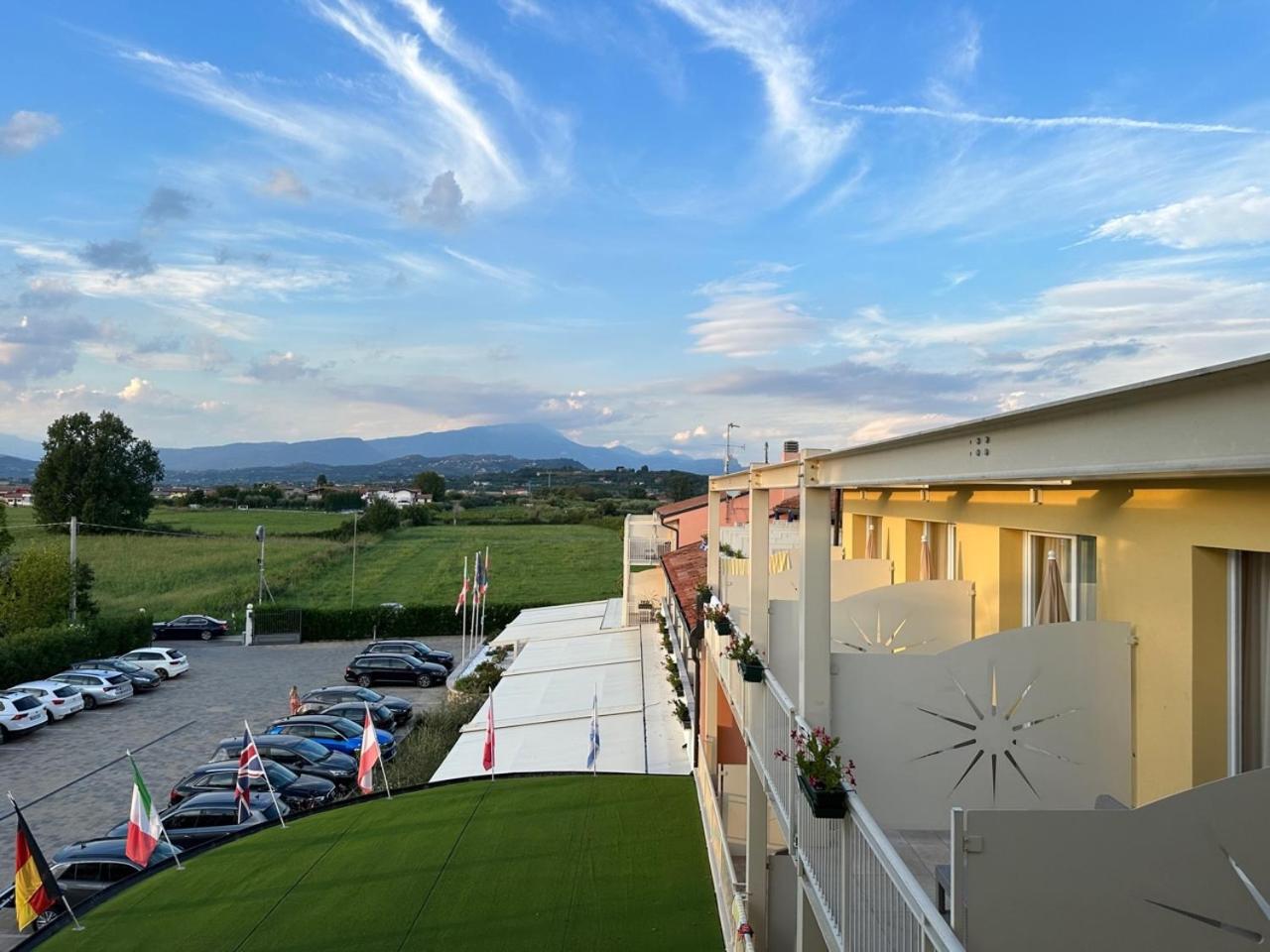 Superior Room with Balcony photo 2