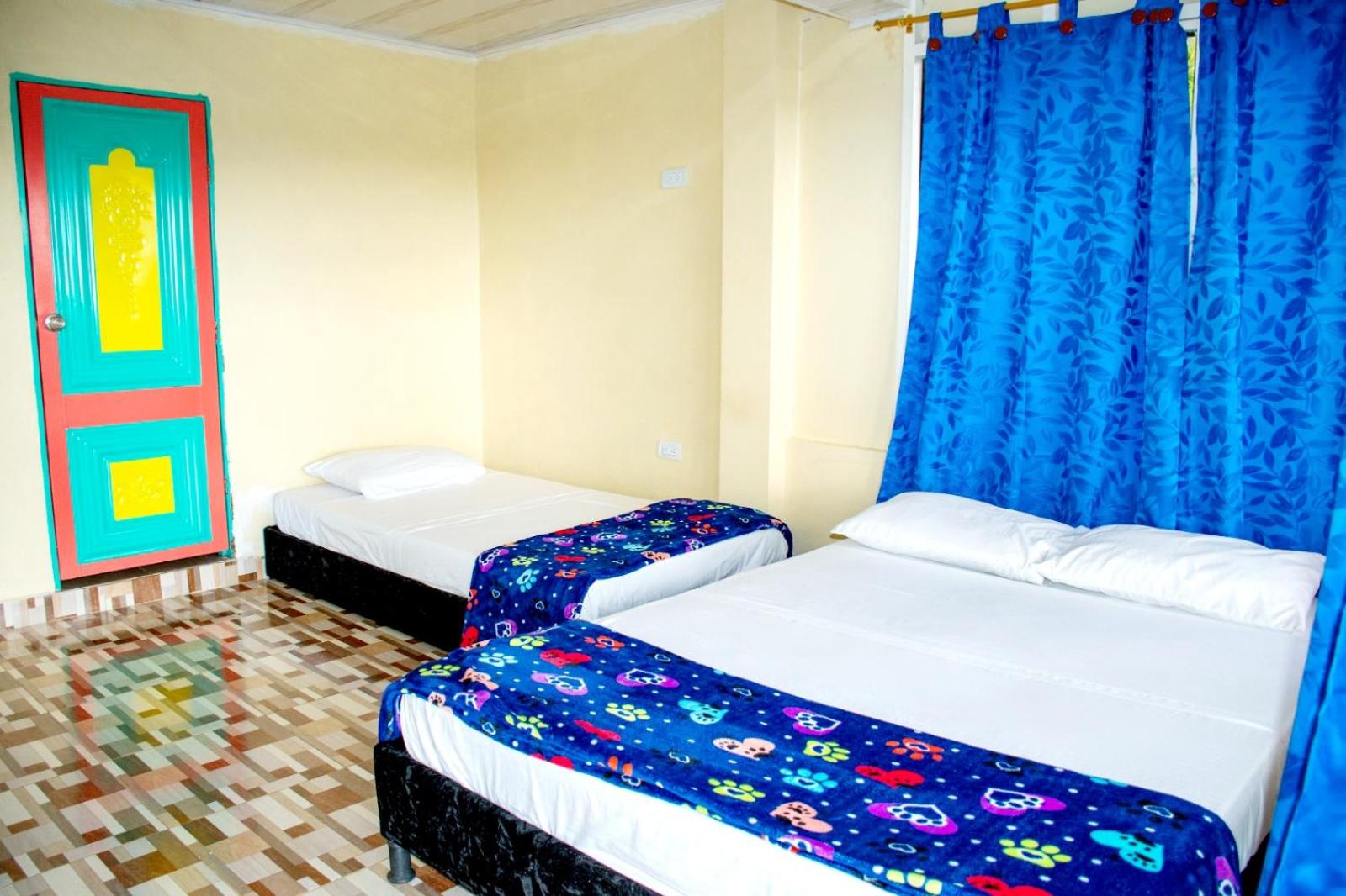 Triple Room With Private Bathroom photo 1