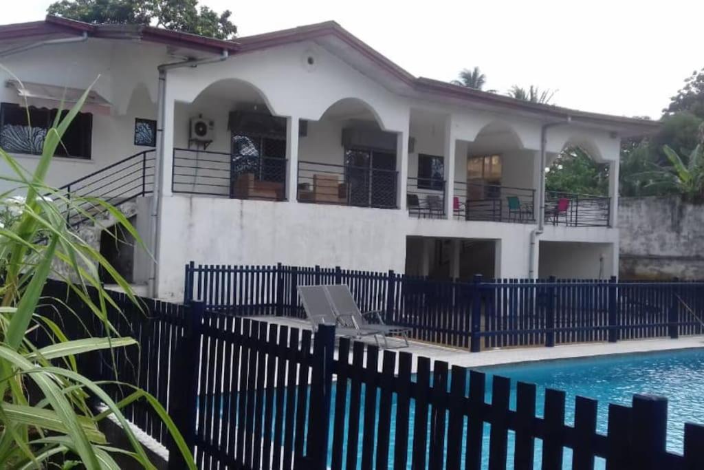 Villa photo 1