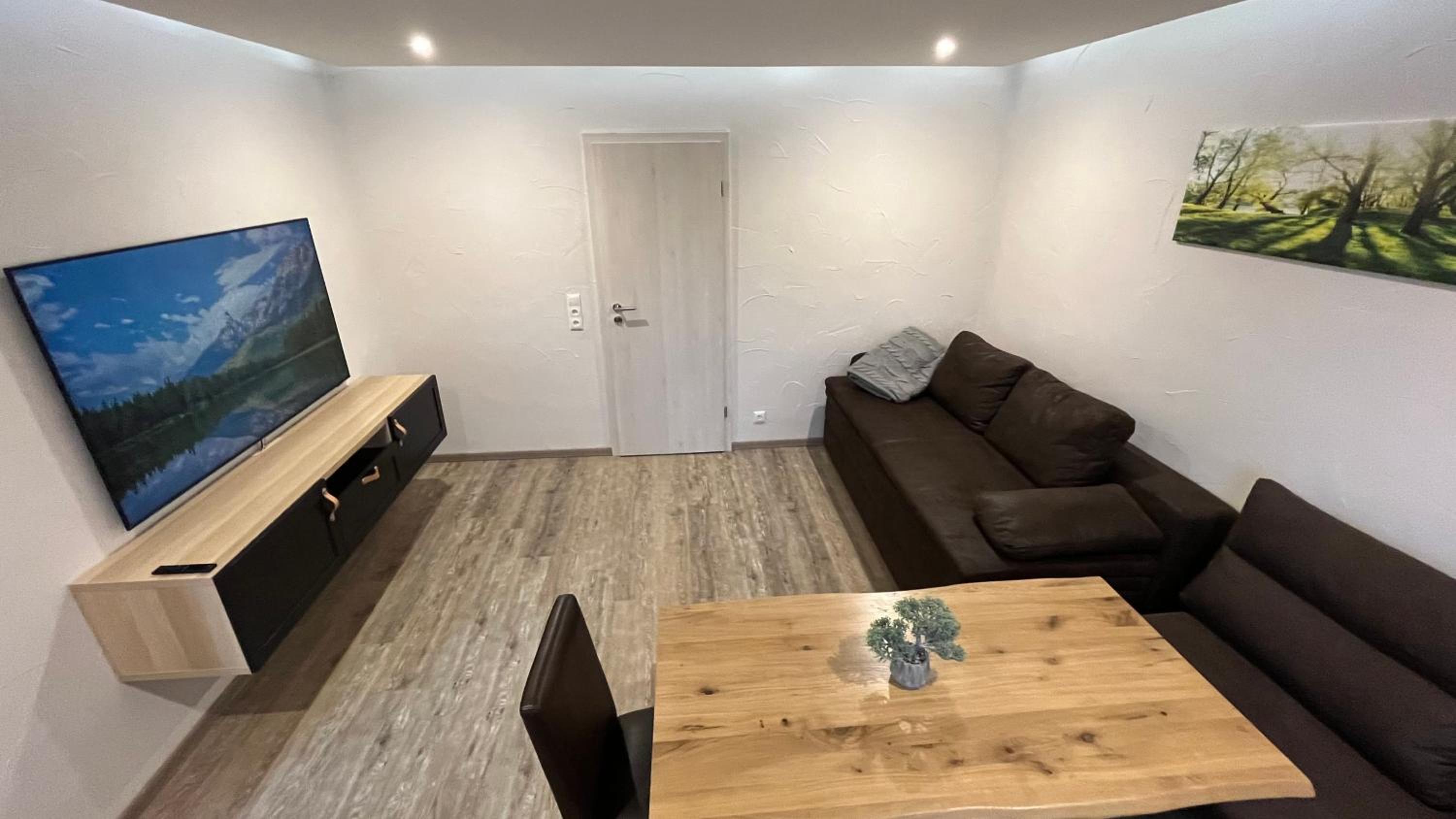 One-Bedroom Apartment photo 3