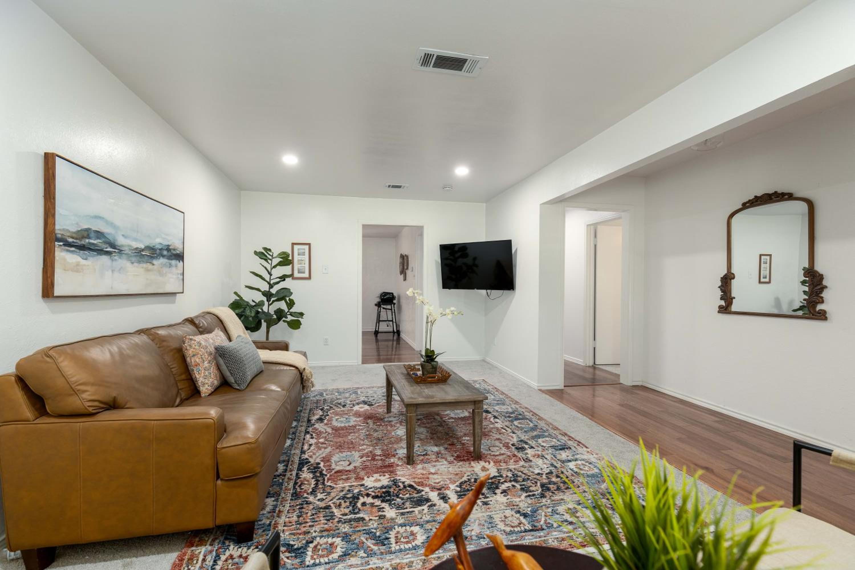 Four-Bedroom House photo 1