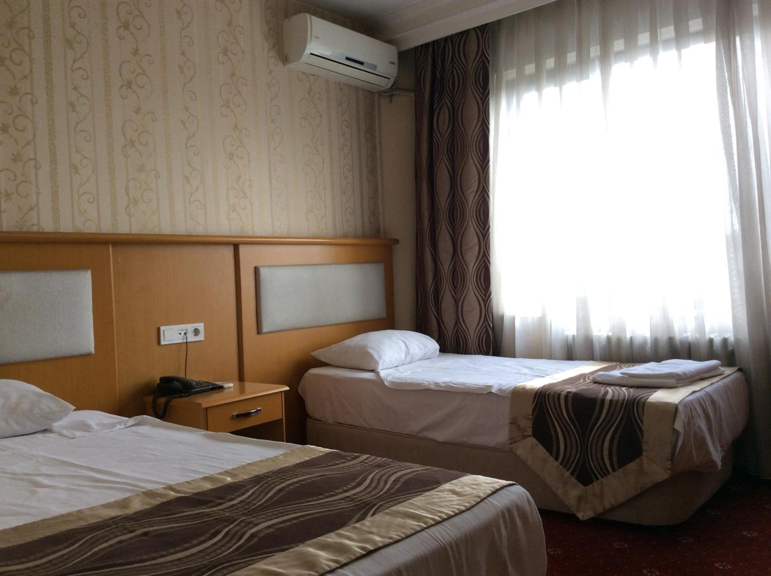 Double or Twin Room photo 1