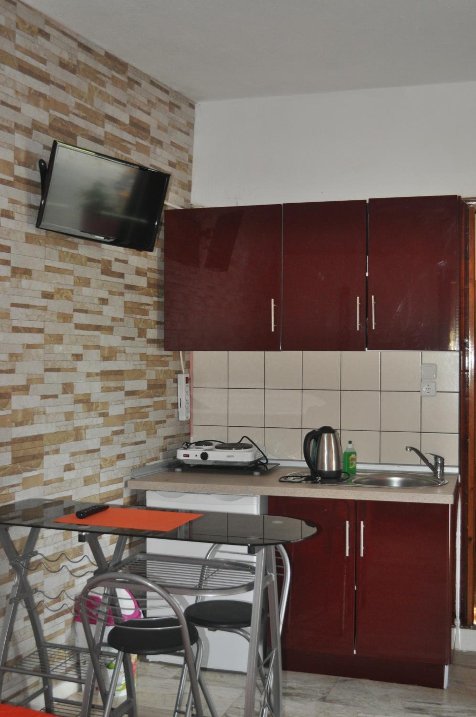 Apartment (4 Adults) photo 3