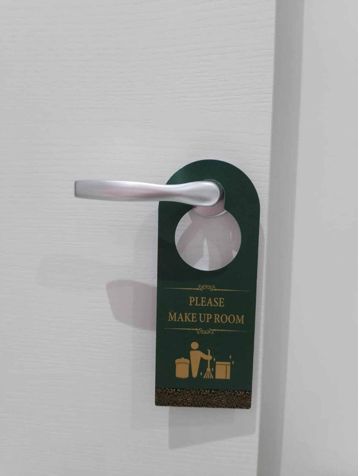 Double Room with Private Bathroom - Photo 8
