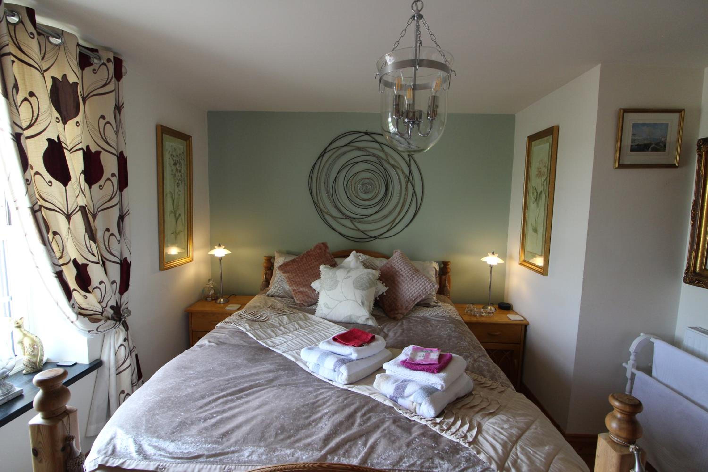 Double Room With Shared Bathroom