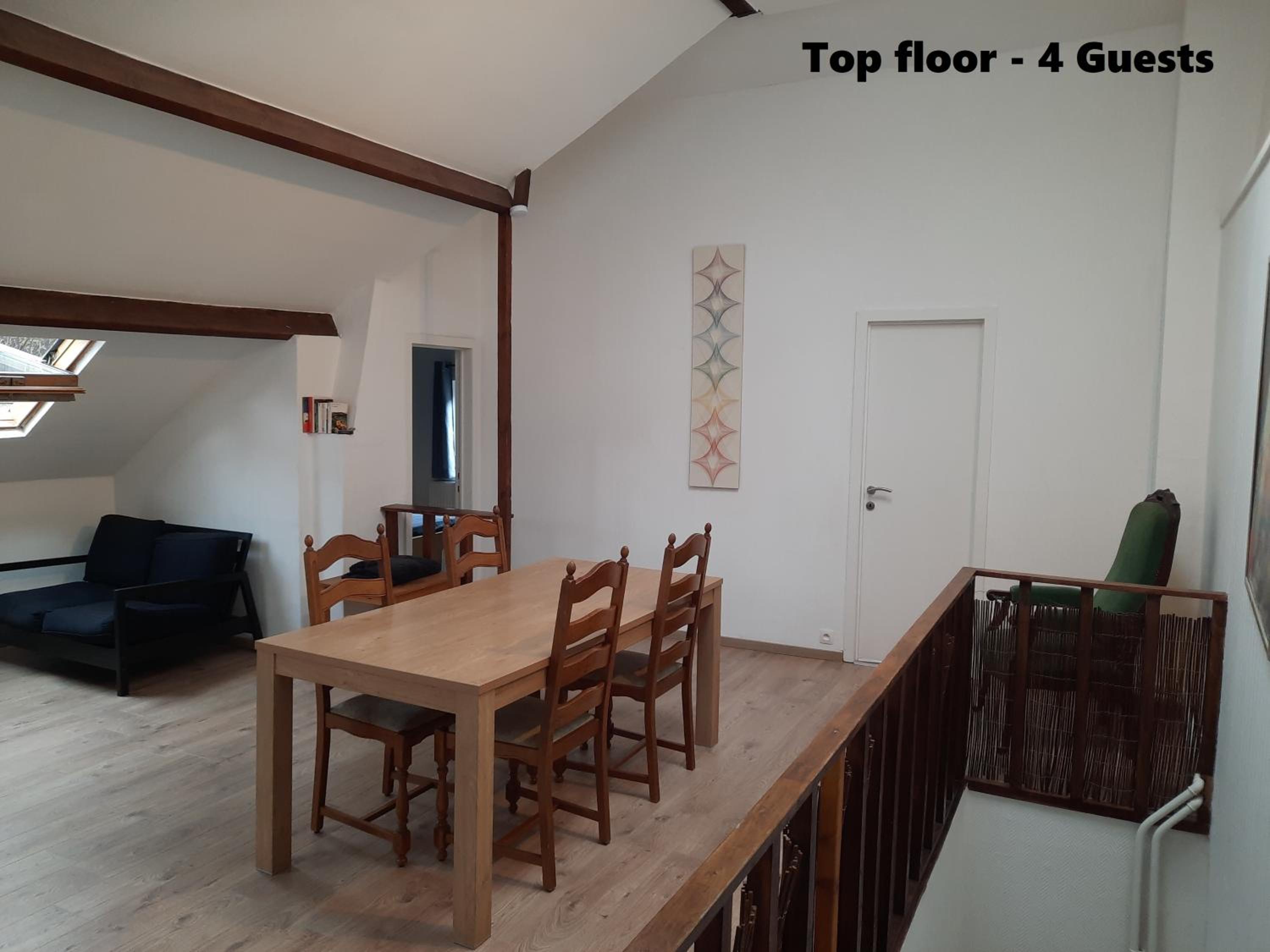 Two-Bedroom Apartment - Photo 5