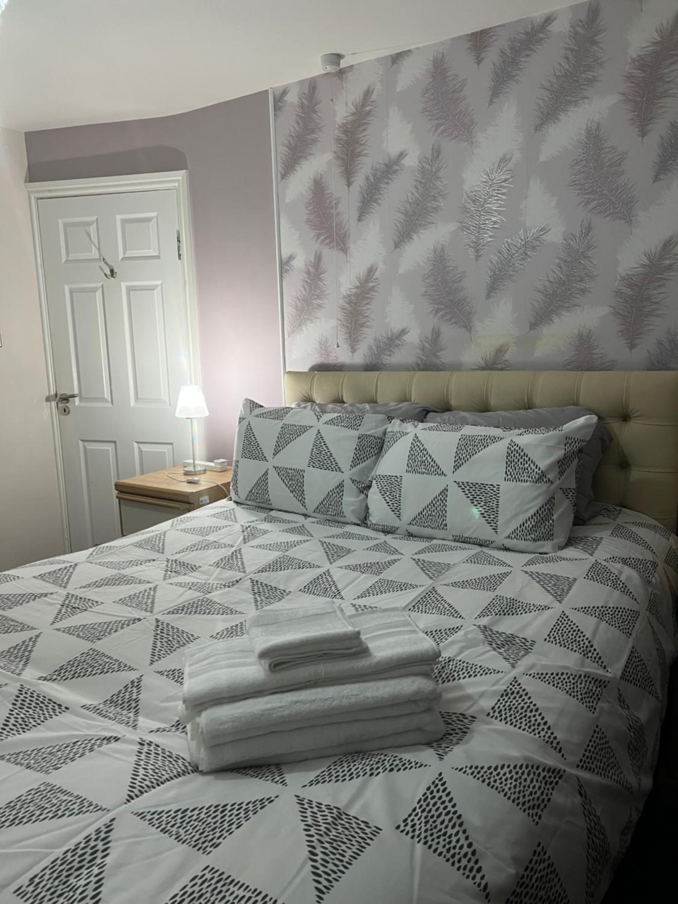 Double Room (Bed Room 4) photo 2