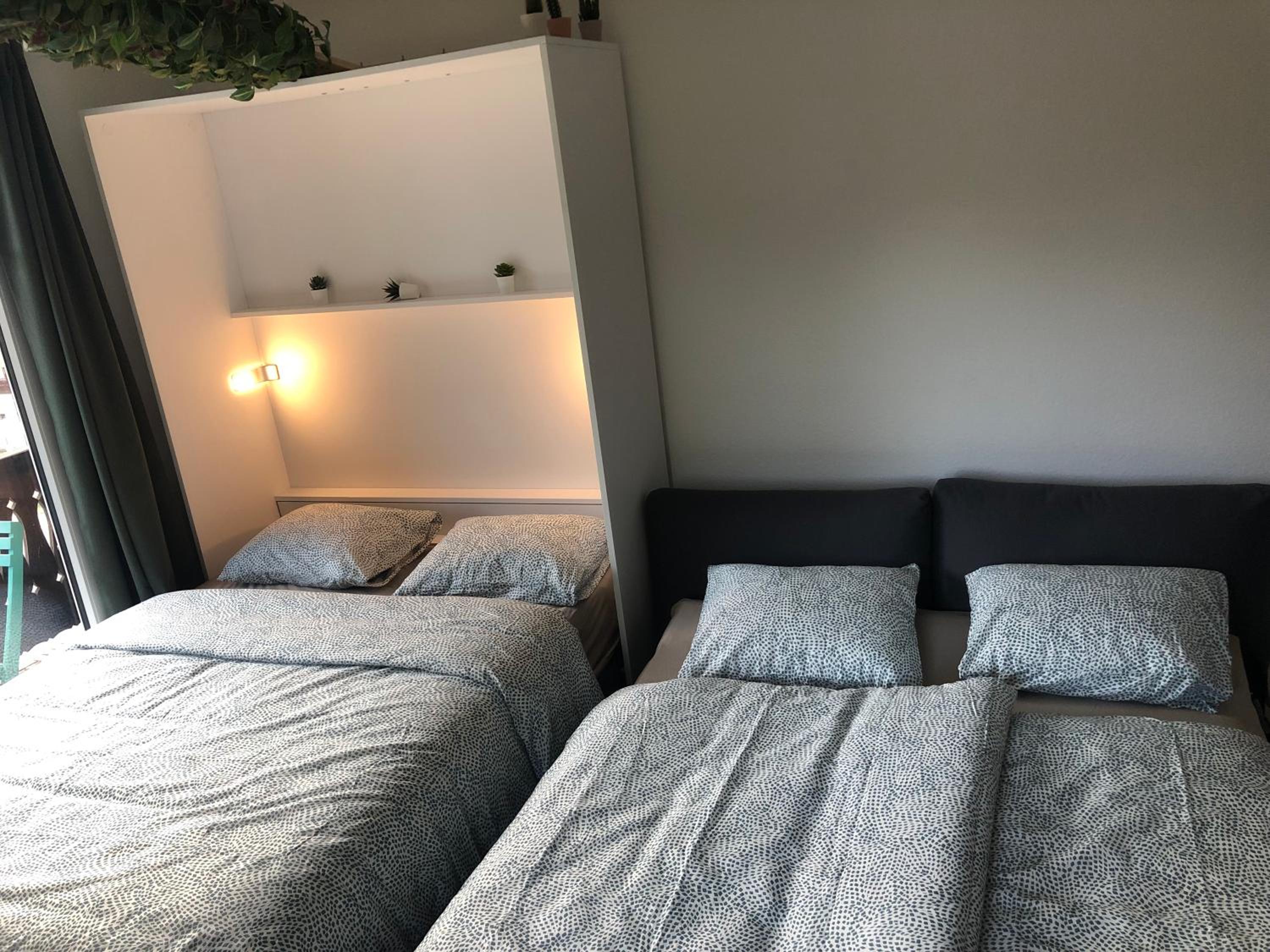 One-Bedroom Apartment photo 2
