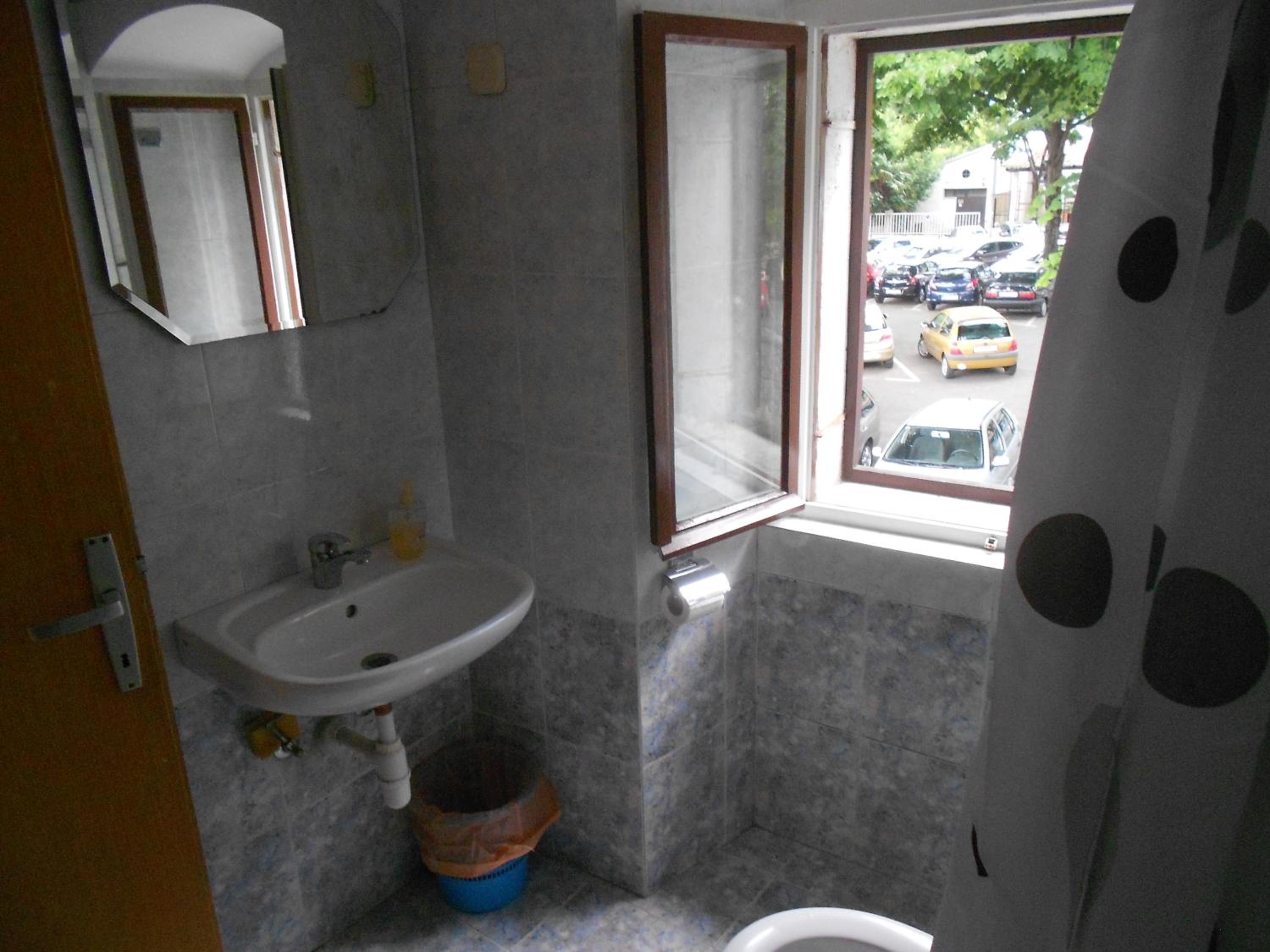 Studio with Balcony - Photo 19
