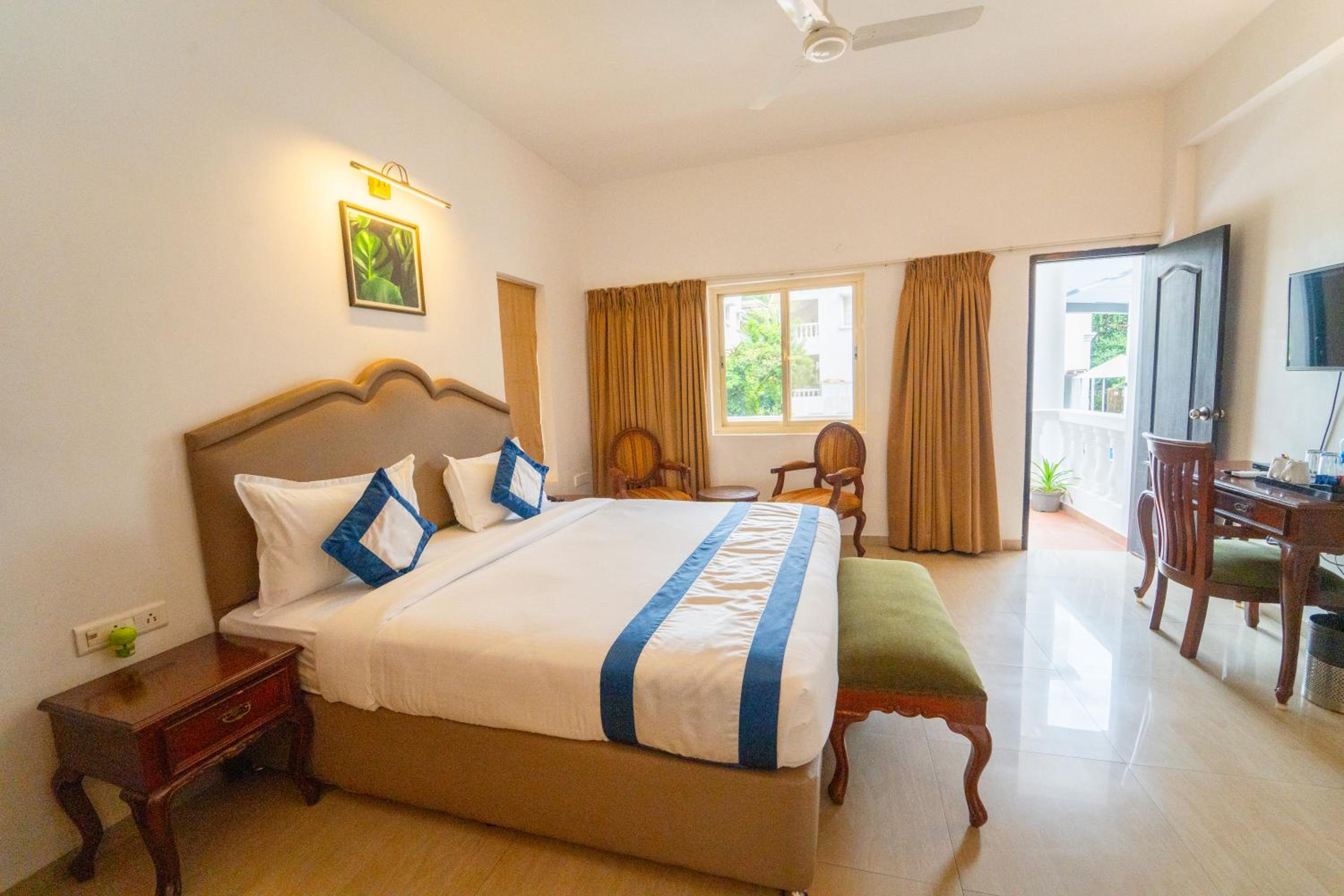 Premium Room with balcony - Photo 1