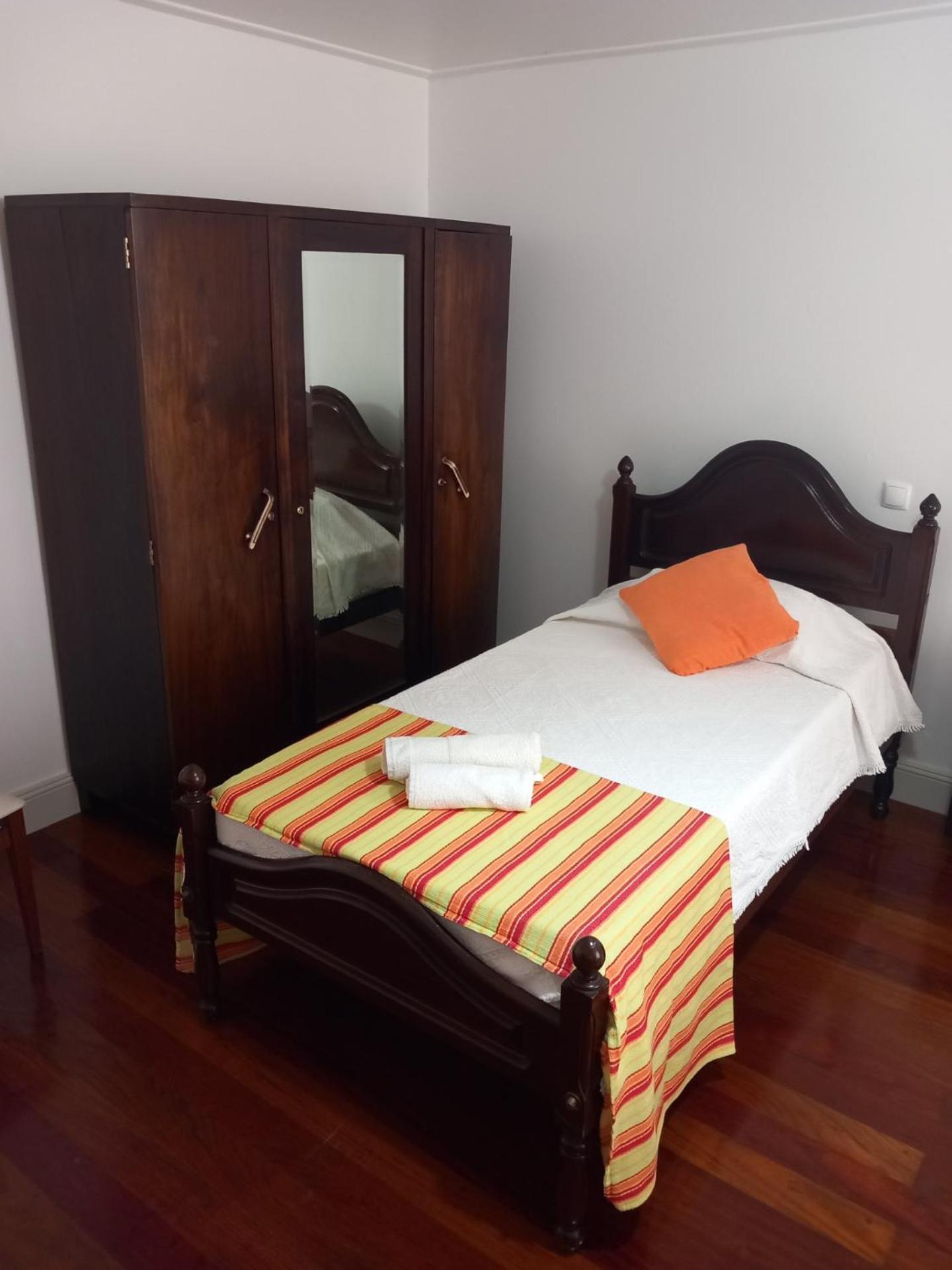 Standard Triple Room photo 3