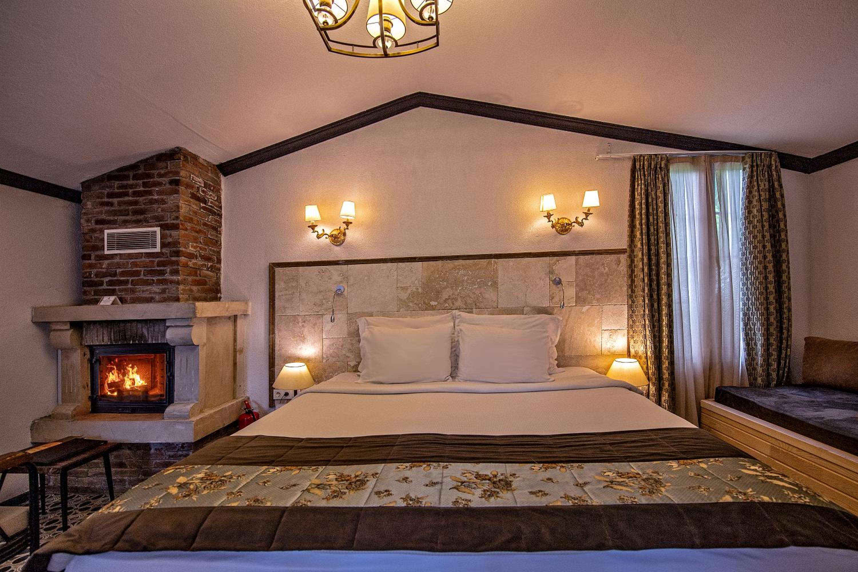 Superior Room - Photo 16