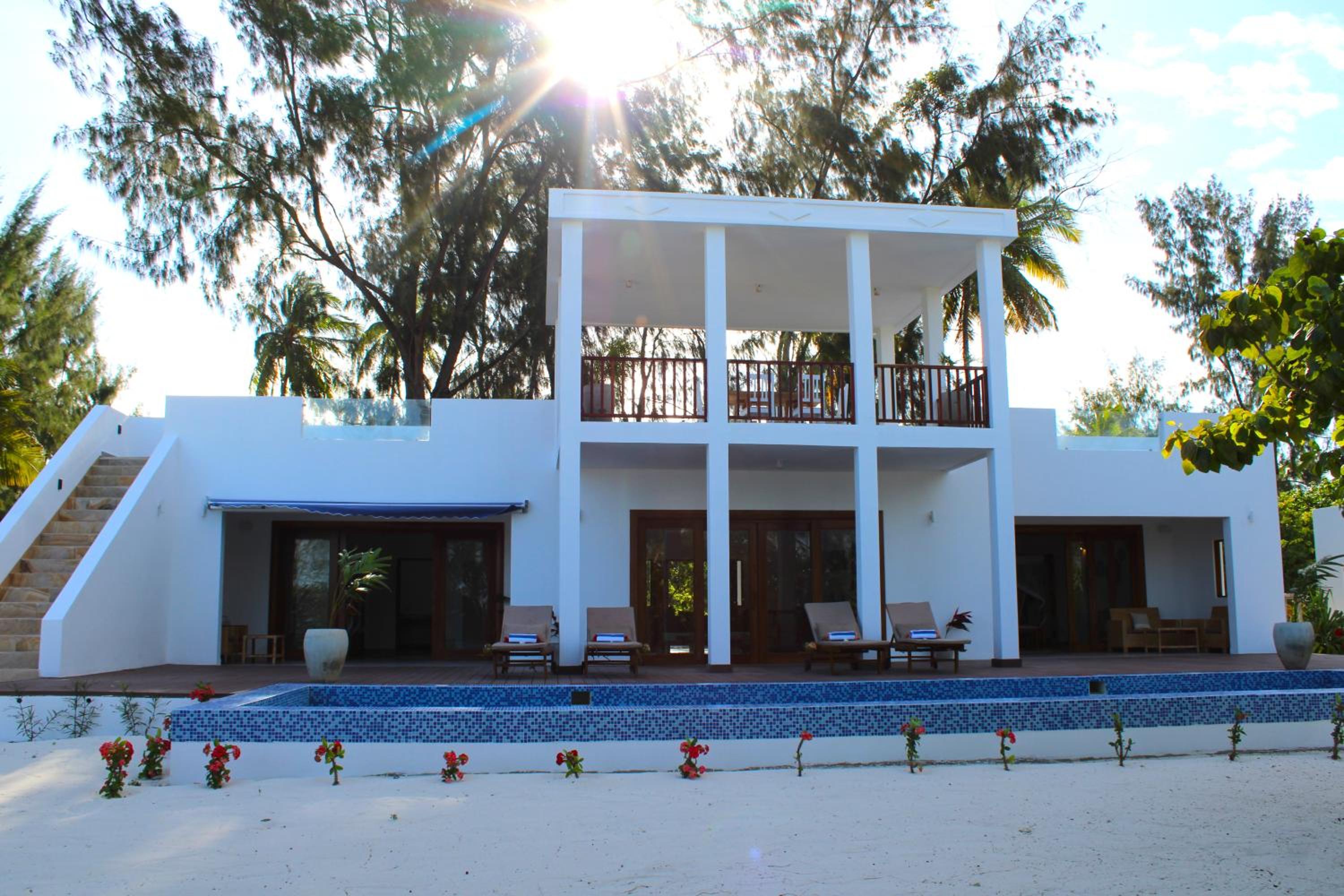 Villa with Private Pool - Photo 42