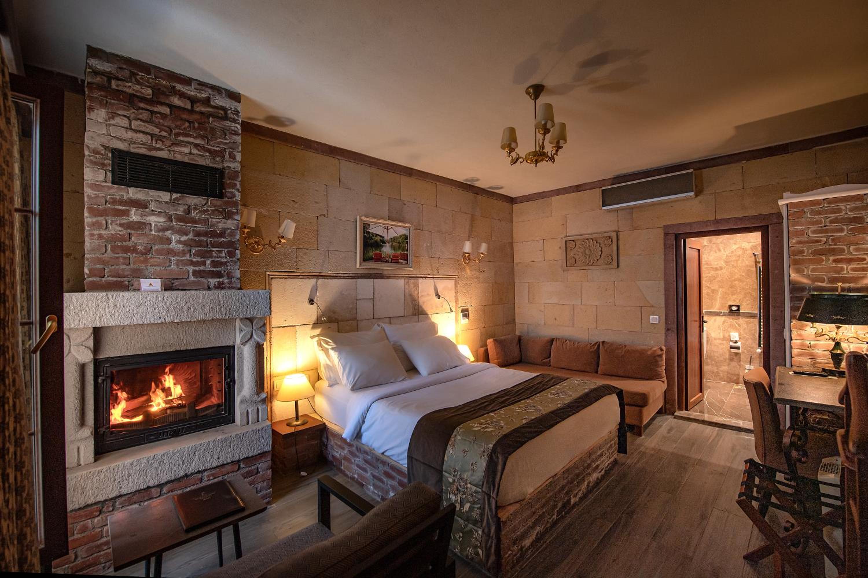 Superior Room - Photo 13