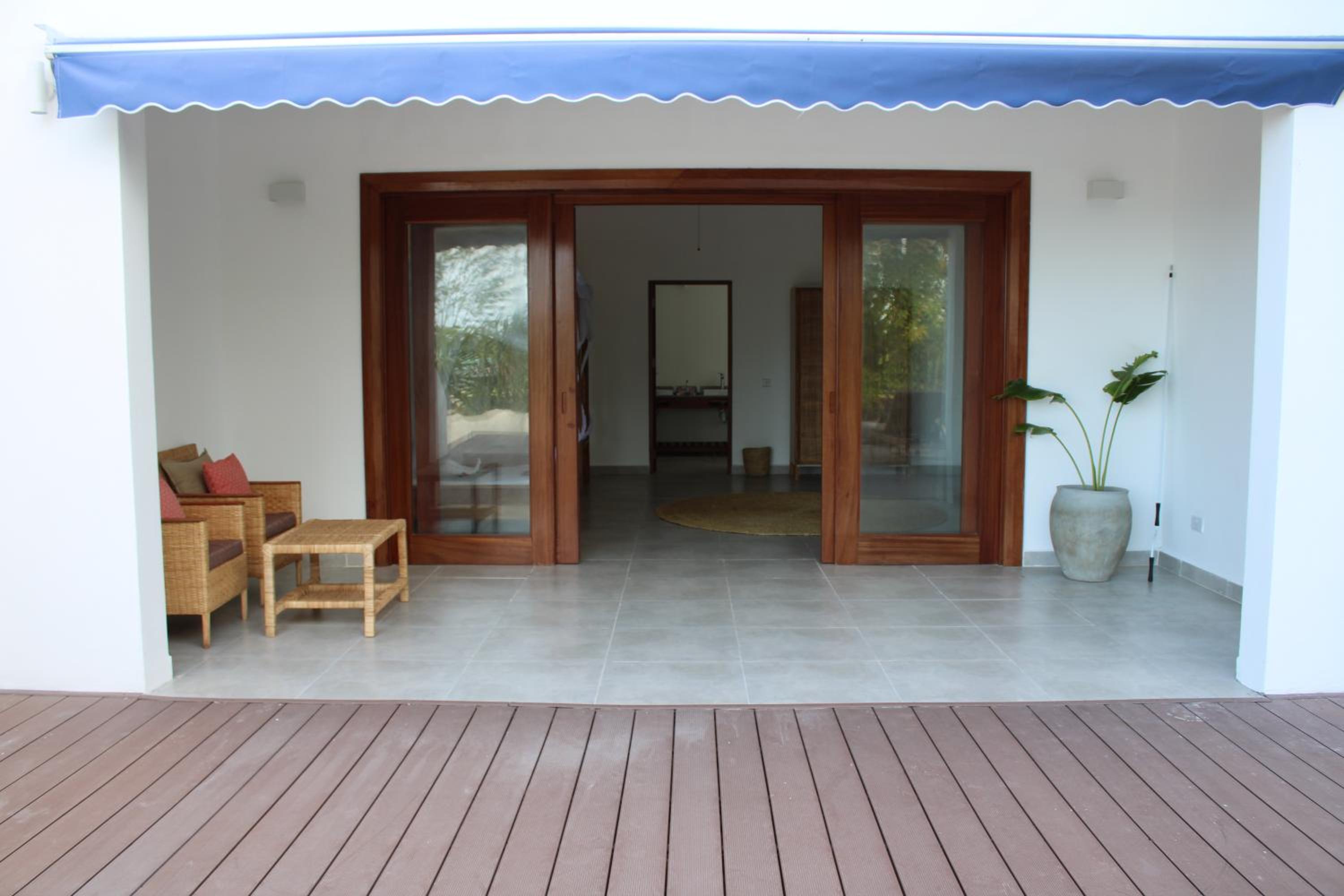 Villa with Private Pool - Photo 27