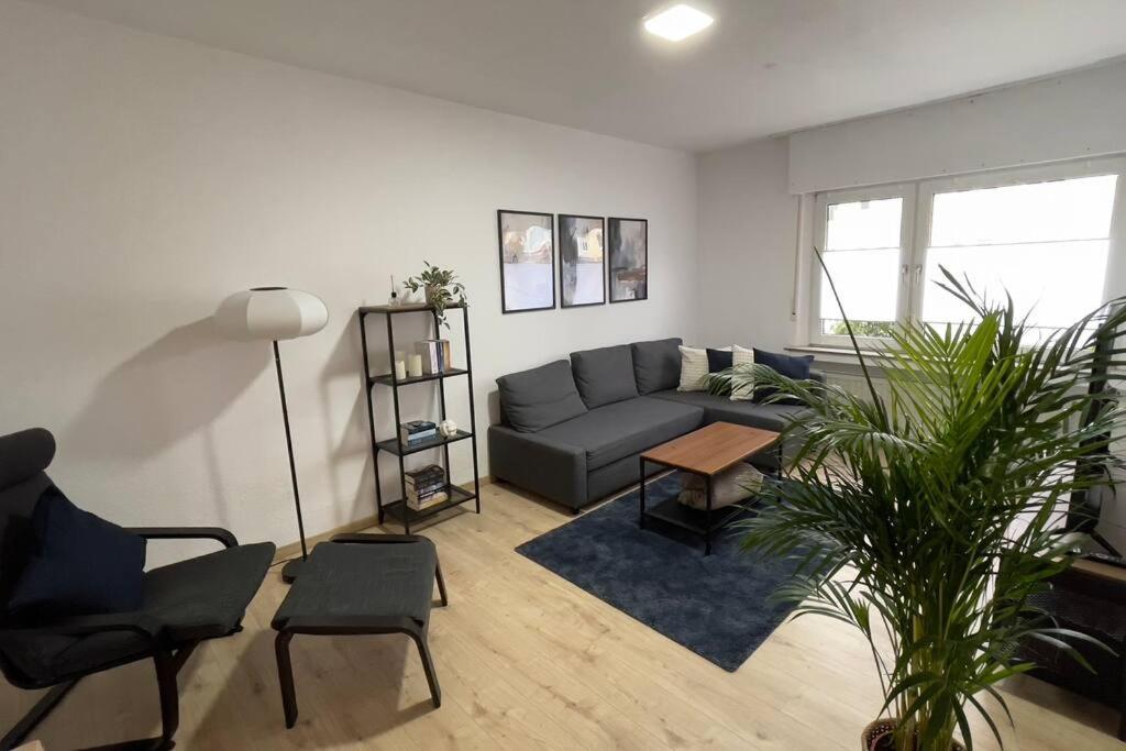 One-Bedroom Apartment with Garden photo 2