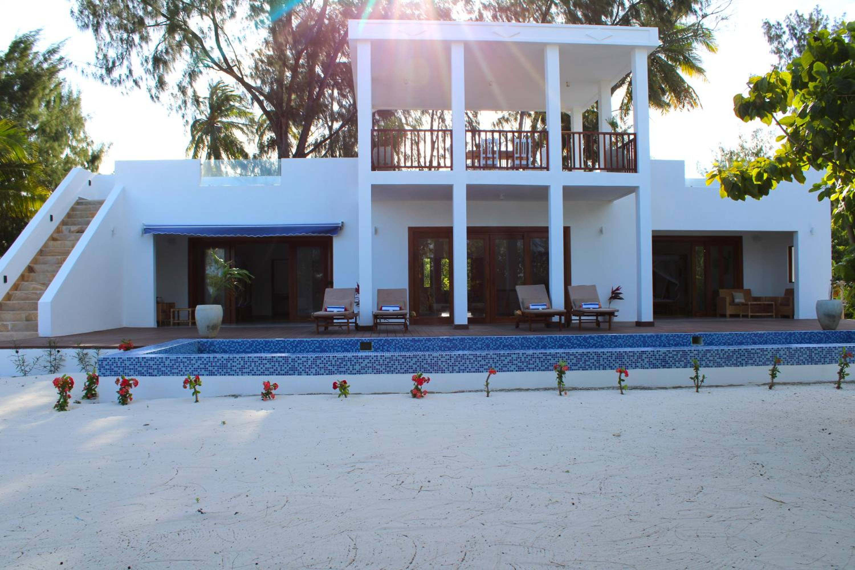Villa with Private Pool - Photo 6