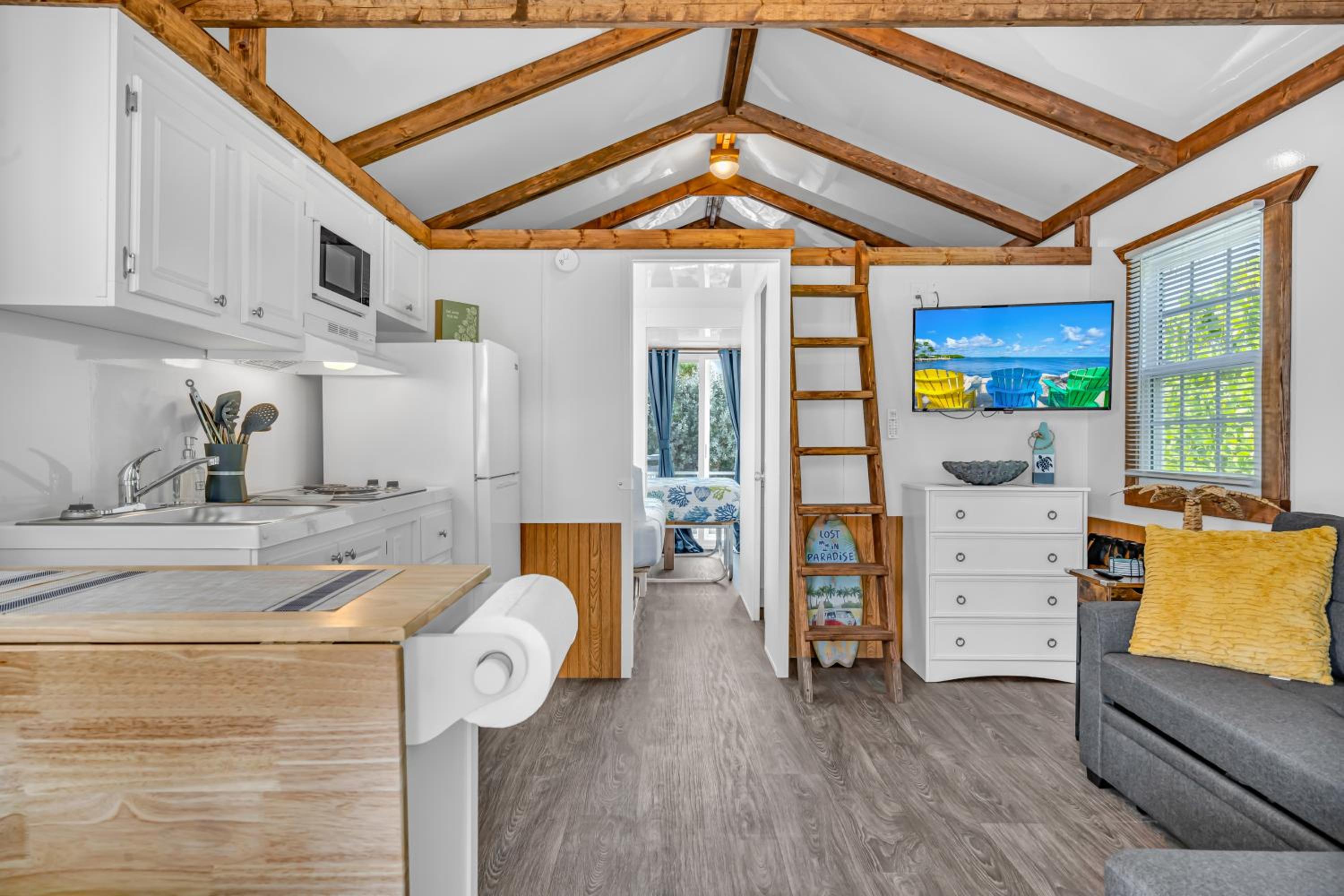 One-Bedroom Bungalow photo 2
