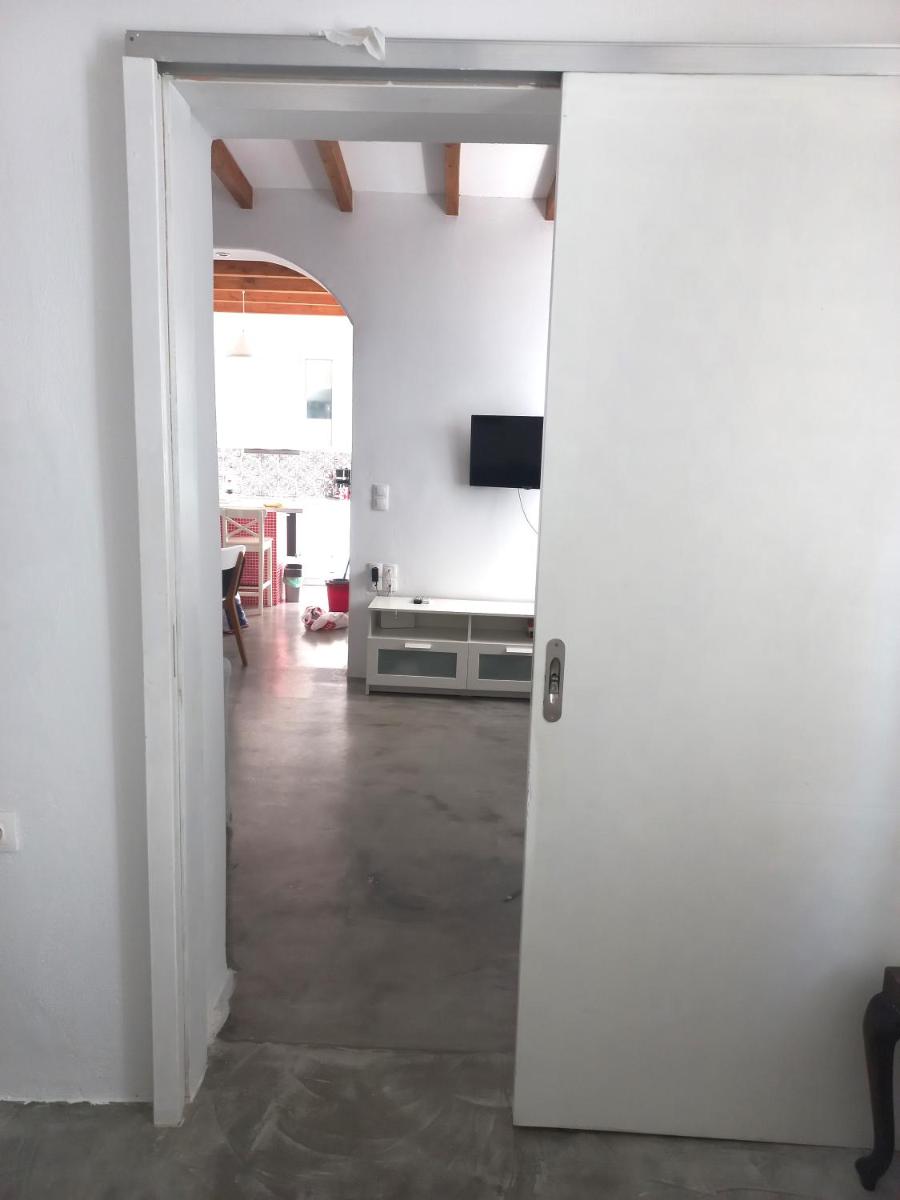 One-Bedroom Apartment - Photo 6