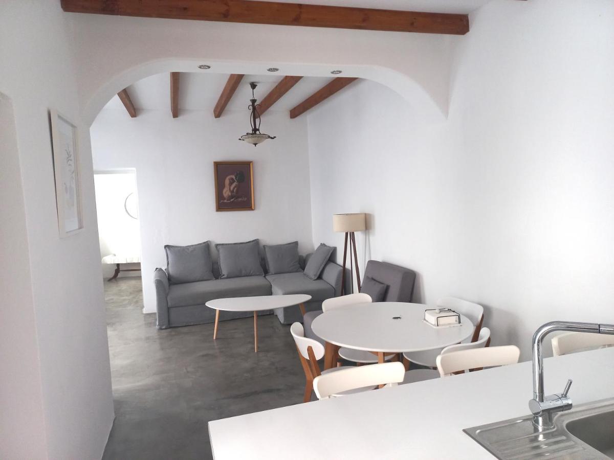 One-Bedroom Apartment - Photo 18